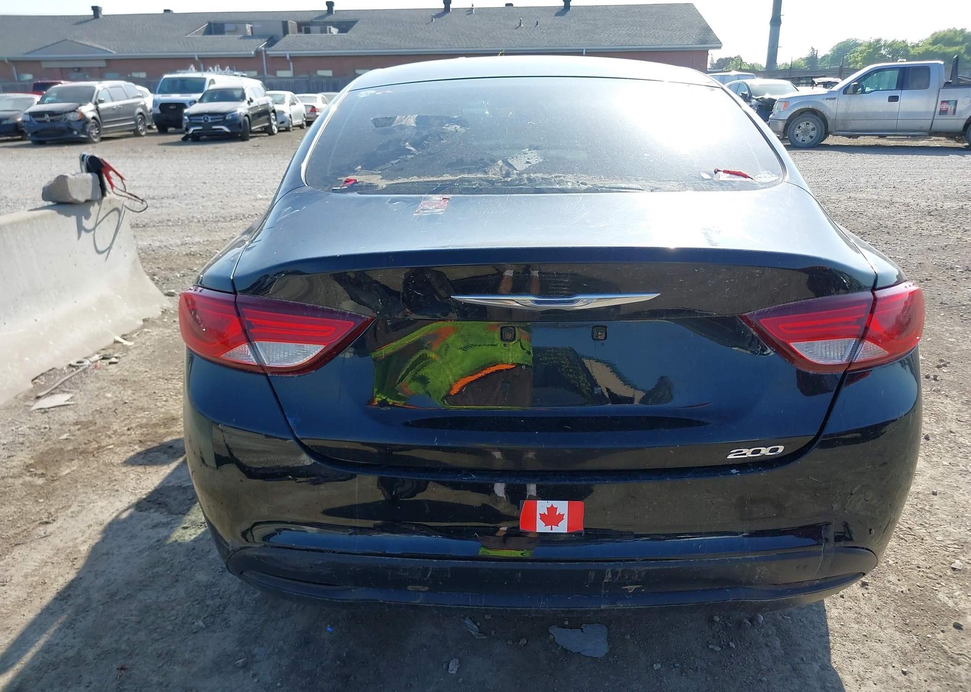 2015 CHRYSLER 200 LX