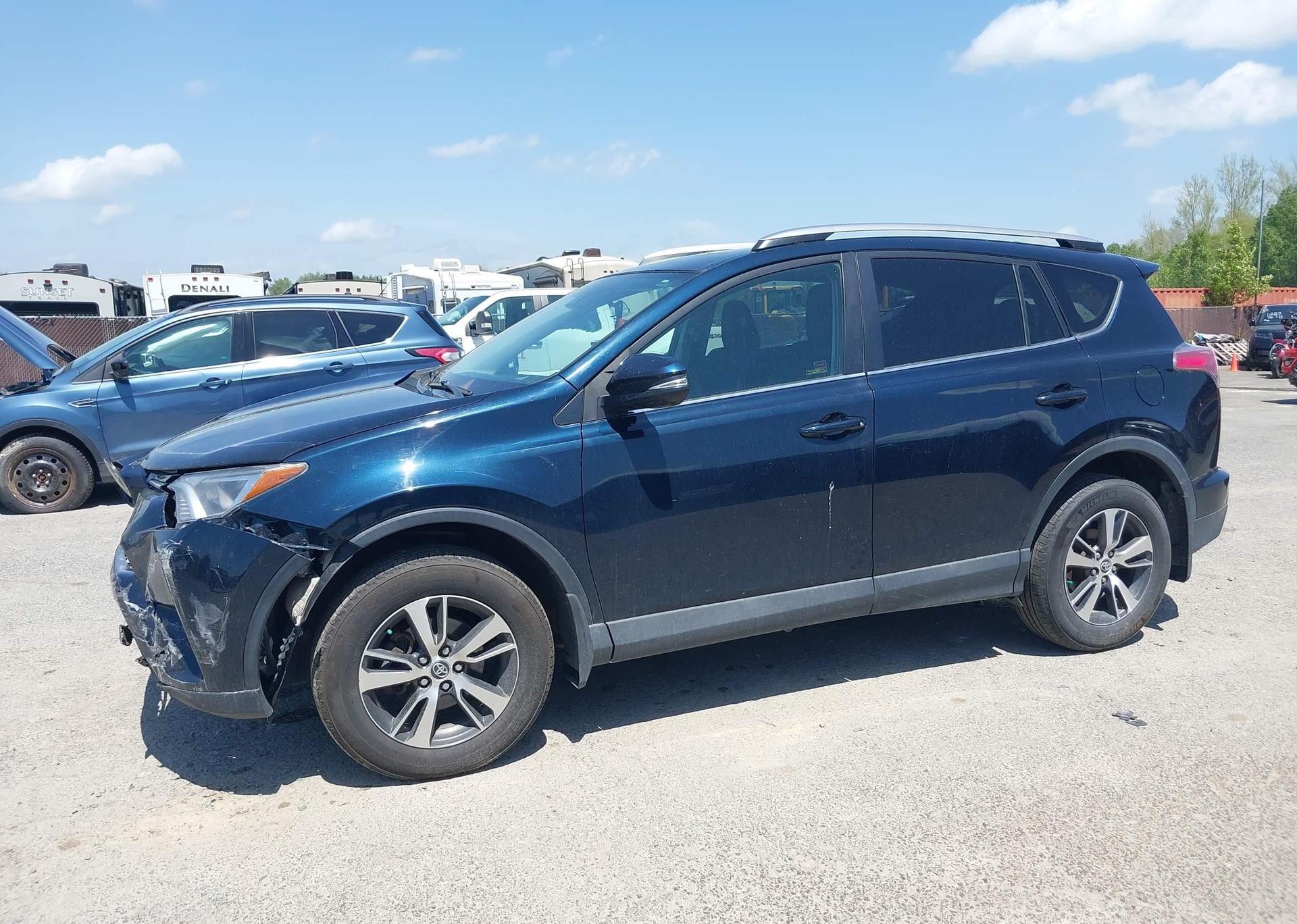 2018 TOYOTA RAV4 XLE