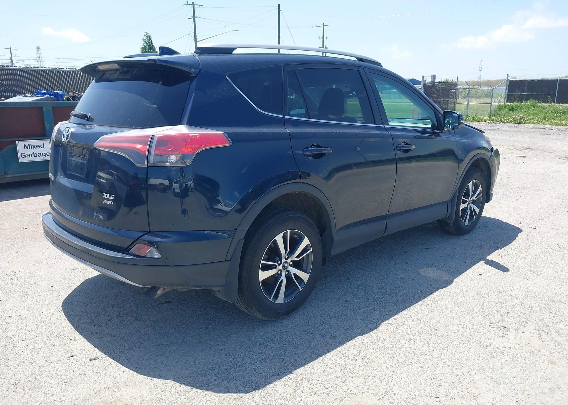 2018 TOYOTA RAV4 XLE