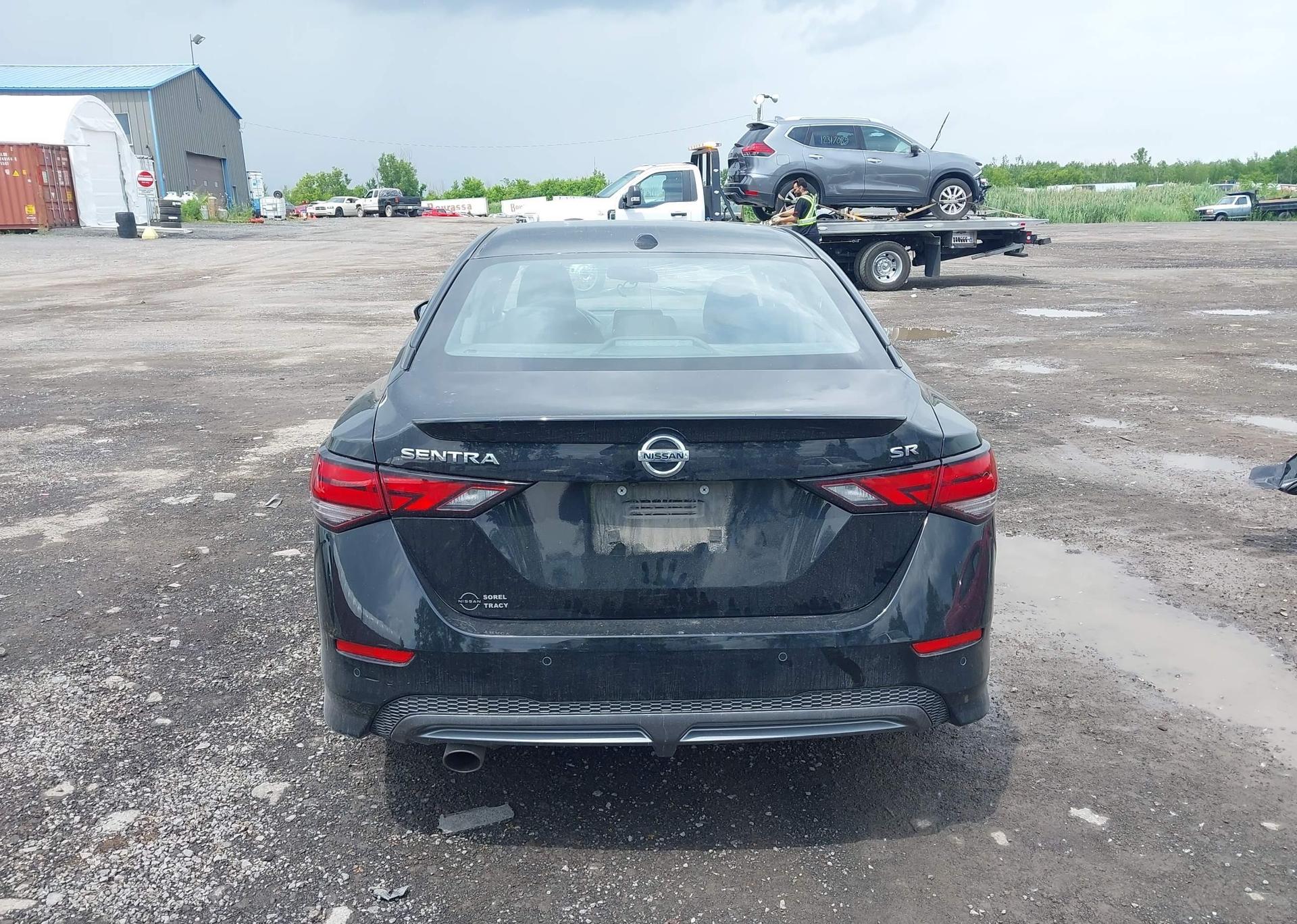 2022 NISSAN SENTRA SR
