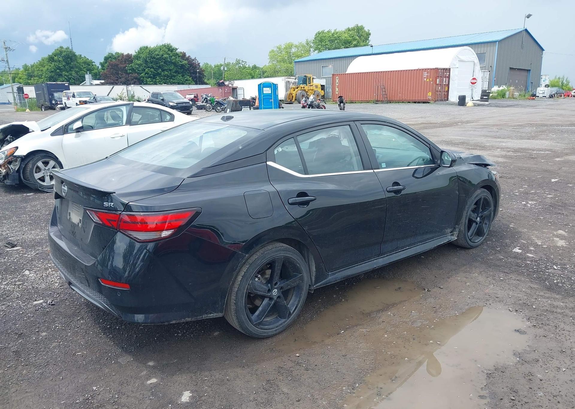 2022 NISSAN SENTRA SR
