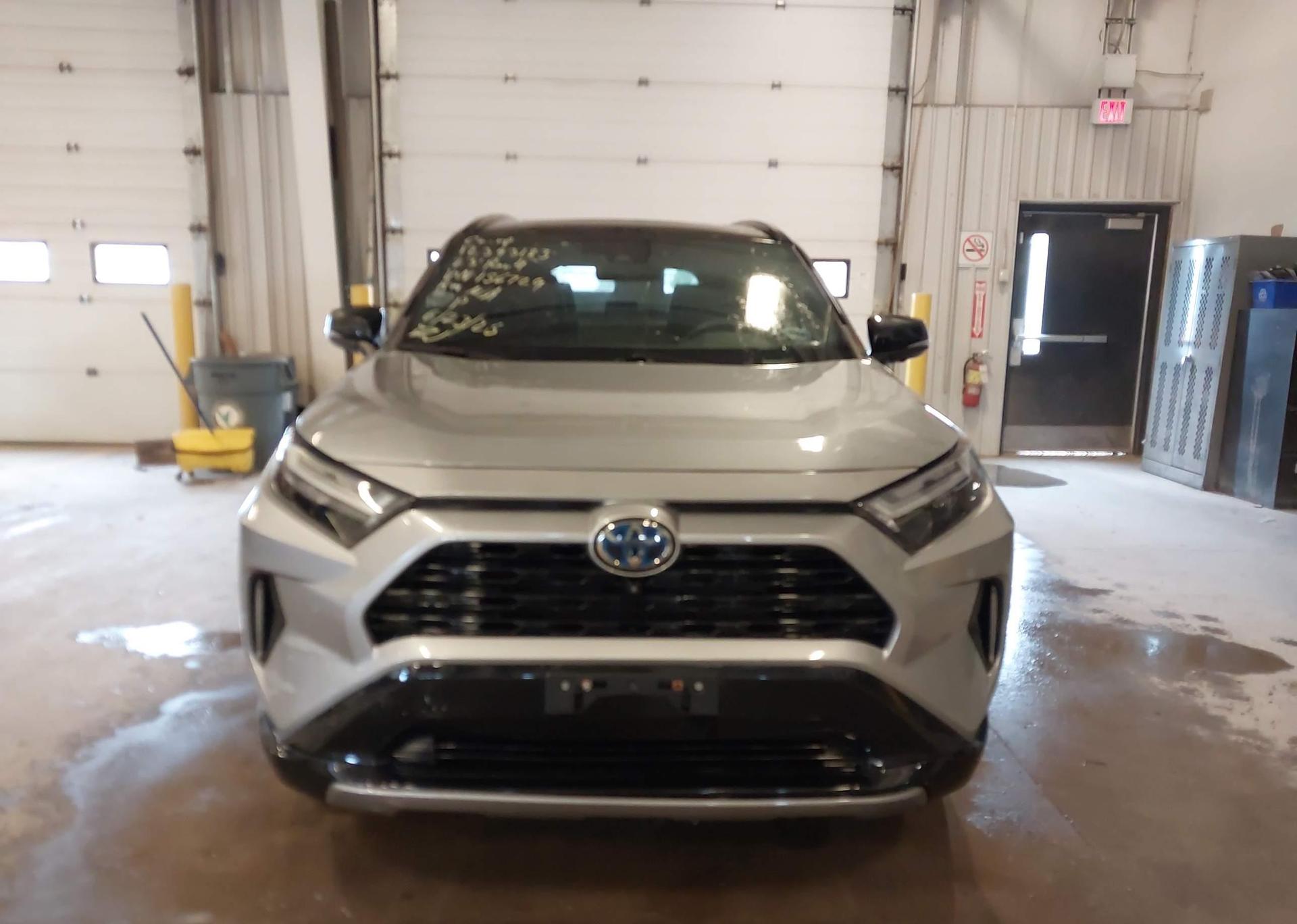 2023 TOYOTA RAV4 HYBRID XSE