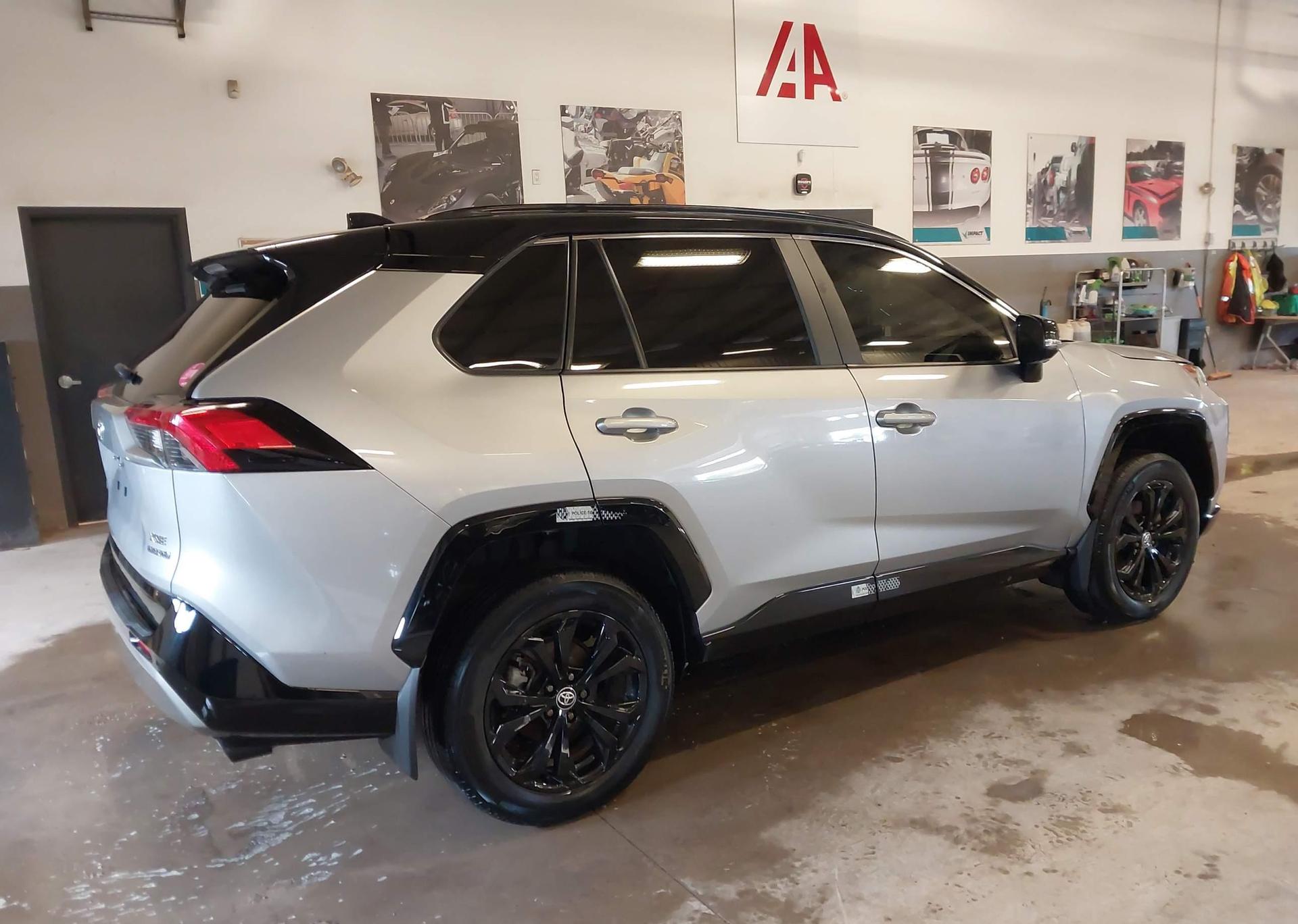 2023 TOYOTA RAV4 HYBRID XSE