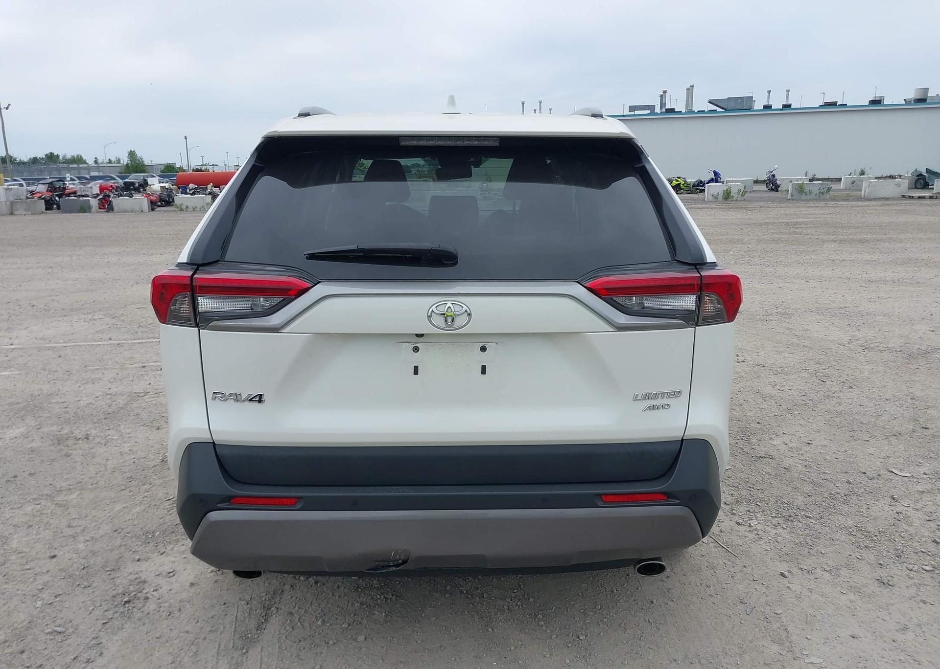 2019 TOYOTA RAV4