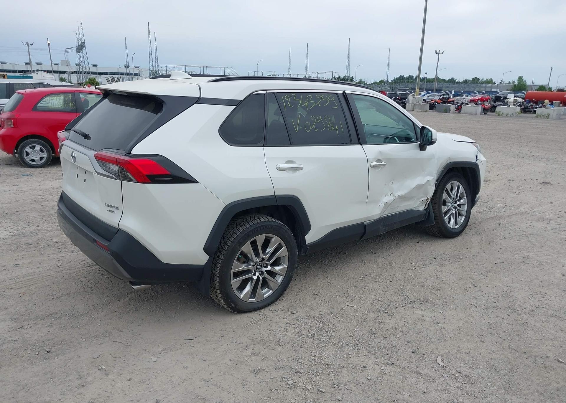 2019 TOYOTA RAV4