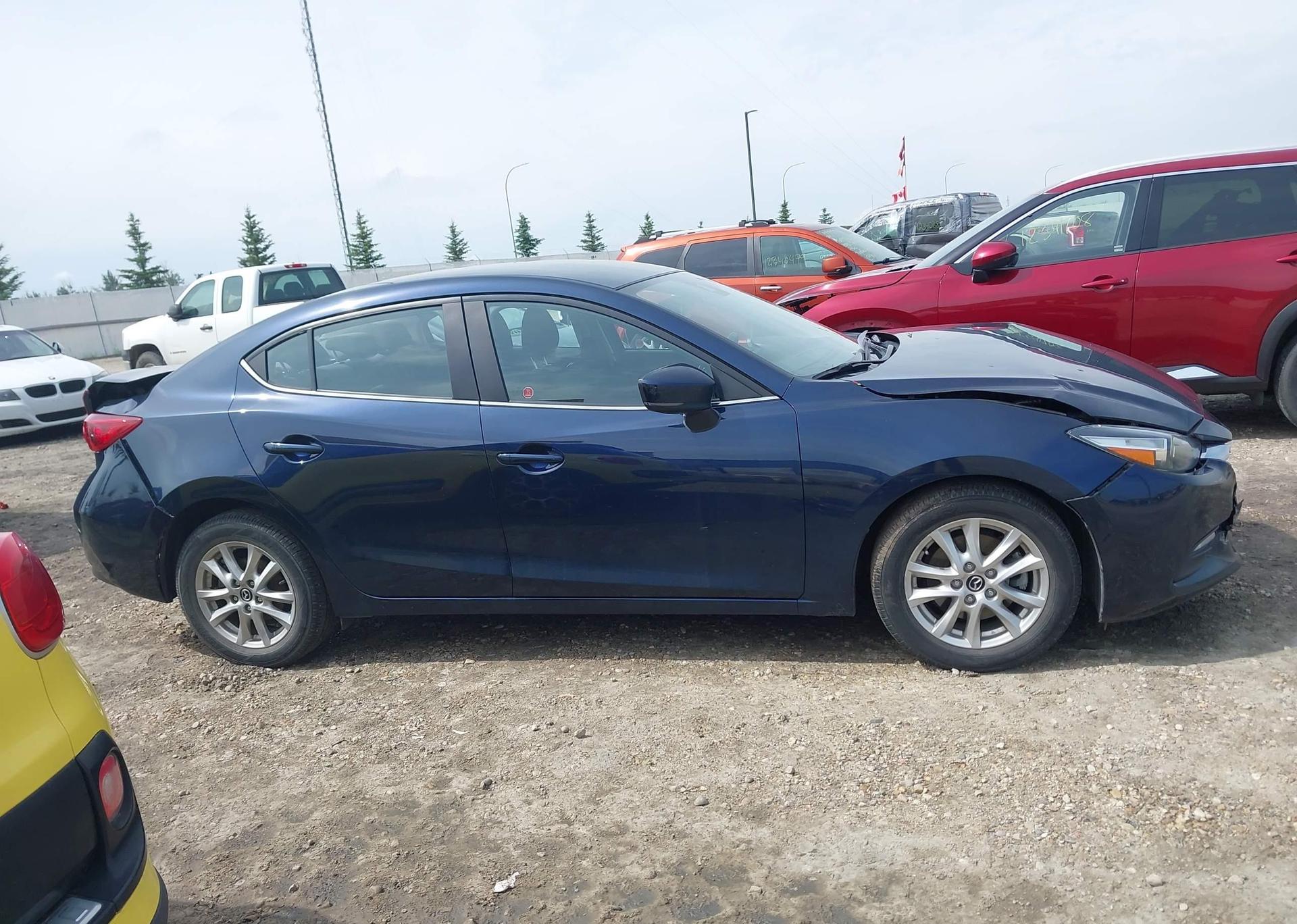 2018 MAZDA 3 TOURING