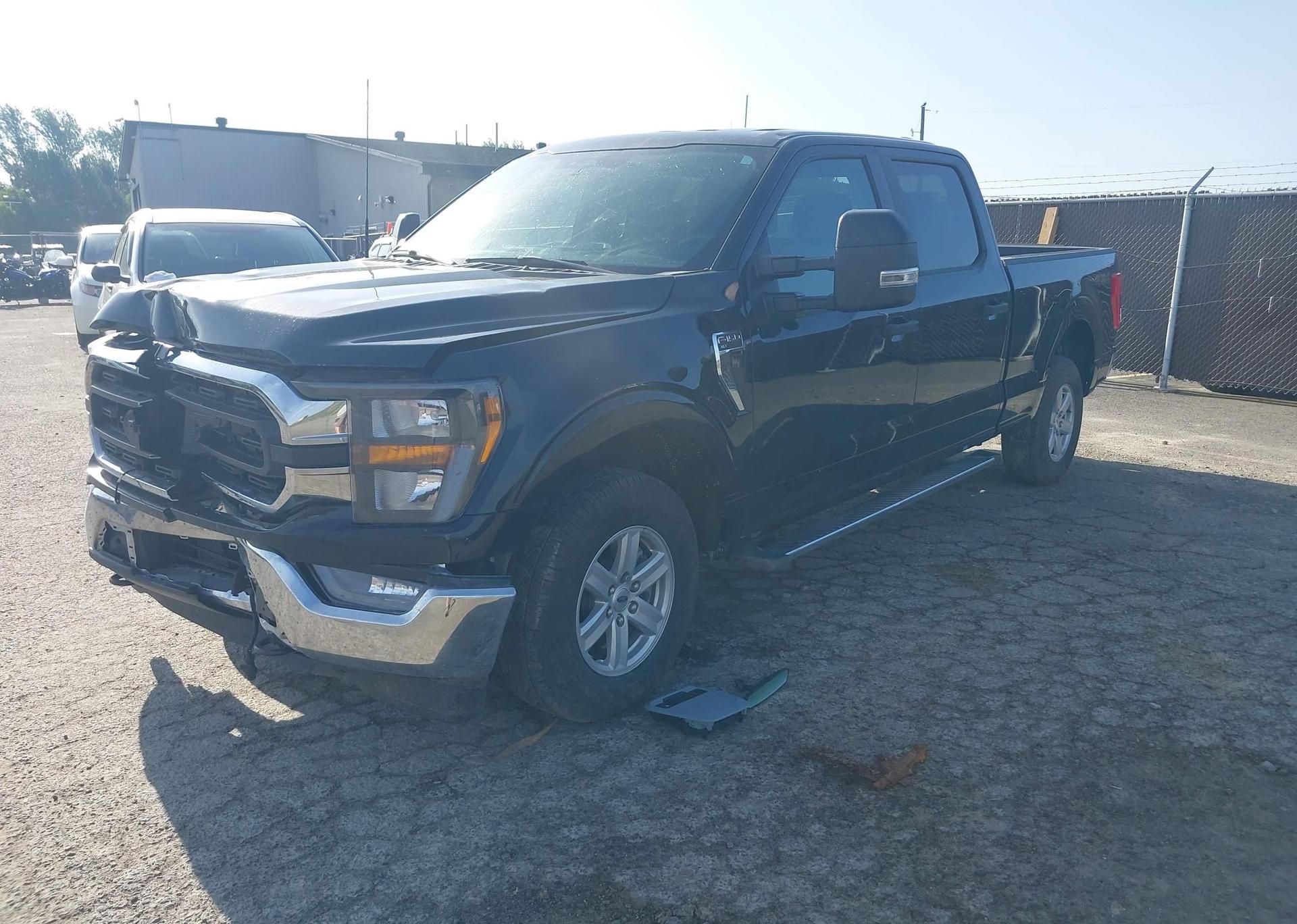 2023 FORD F-150 XLT