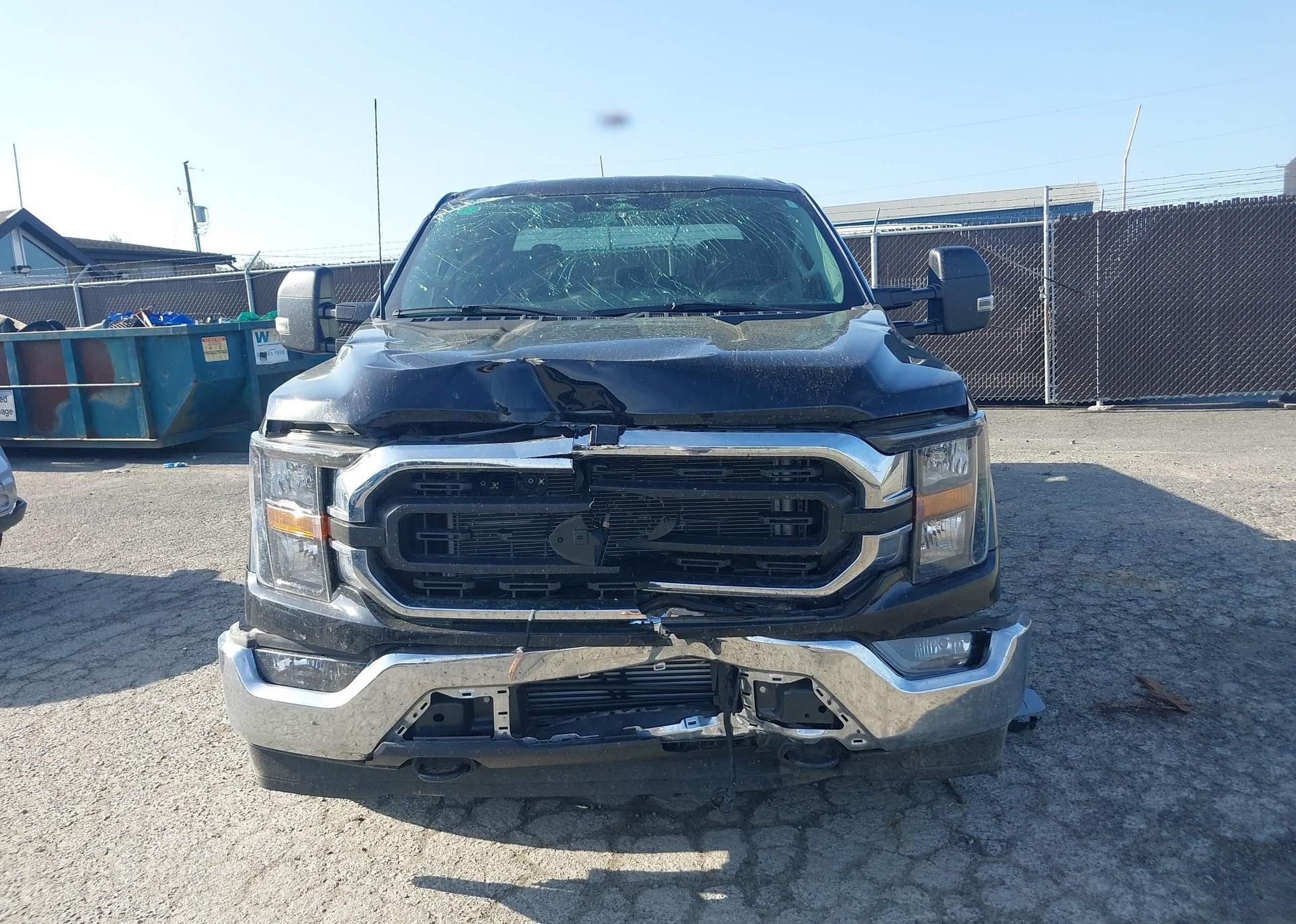 2023 FORD F-150 XLT