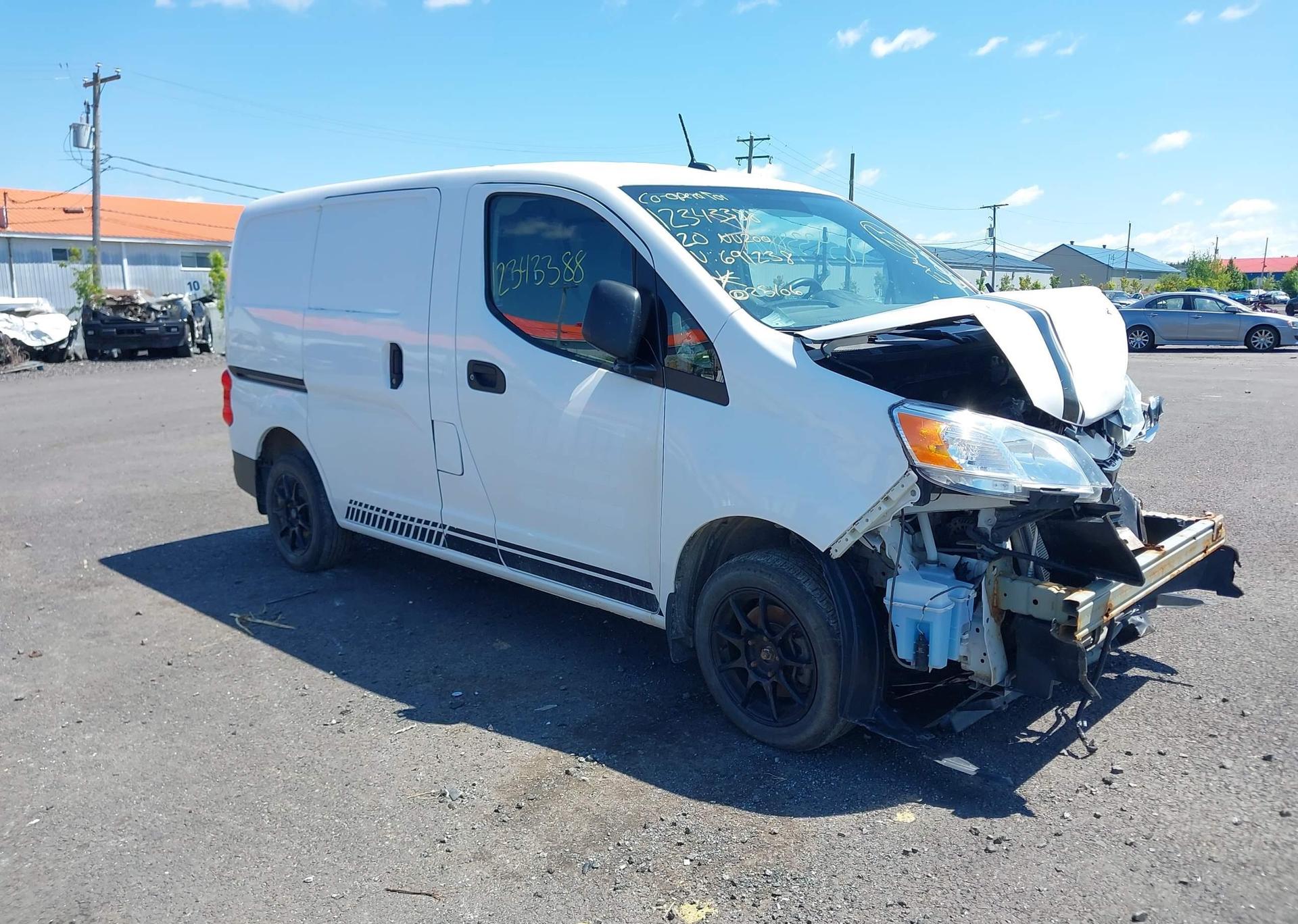 2020 NISSAN NV200 S