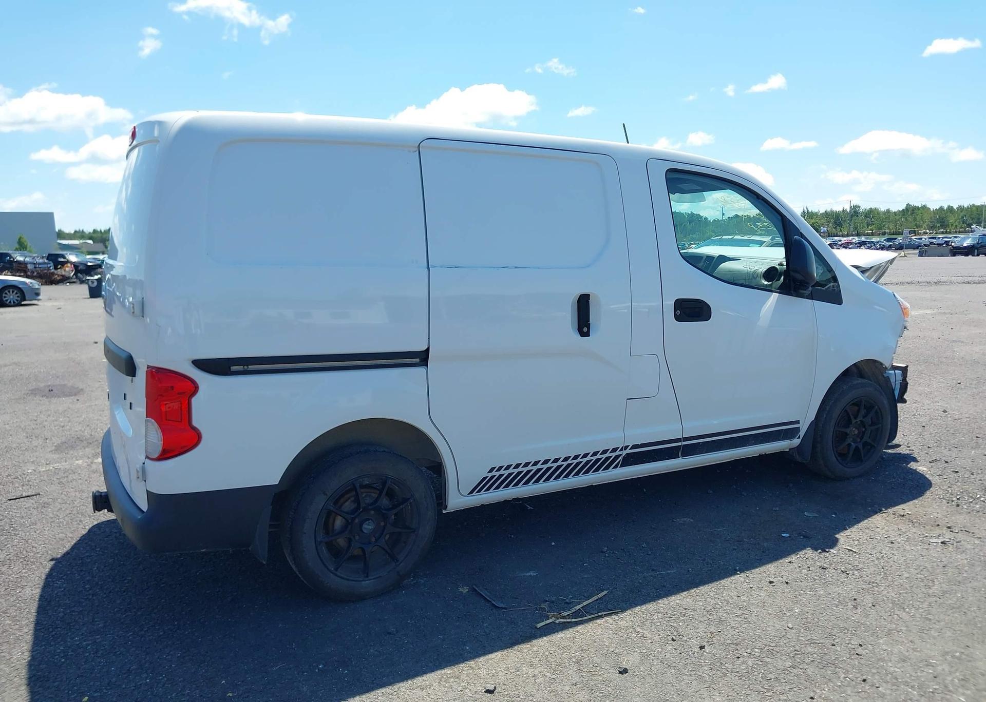 2020 NISSAN NV200 S