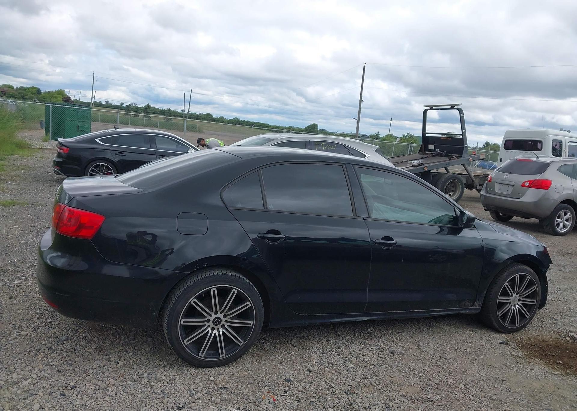 2013 VOLKSWAGEN JETTA S