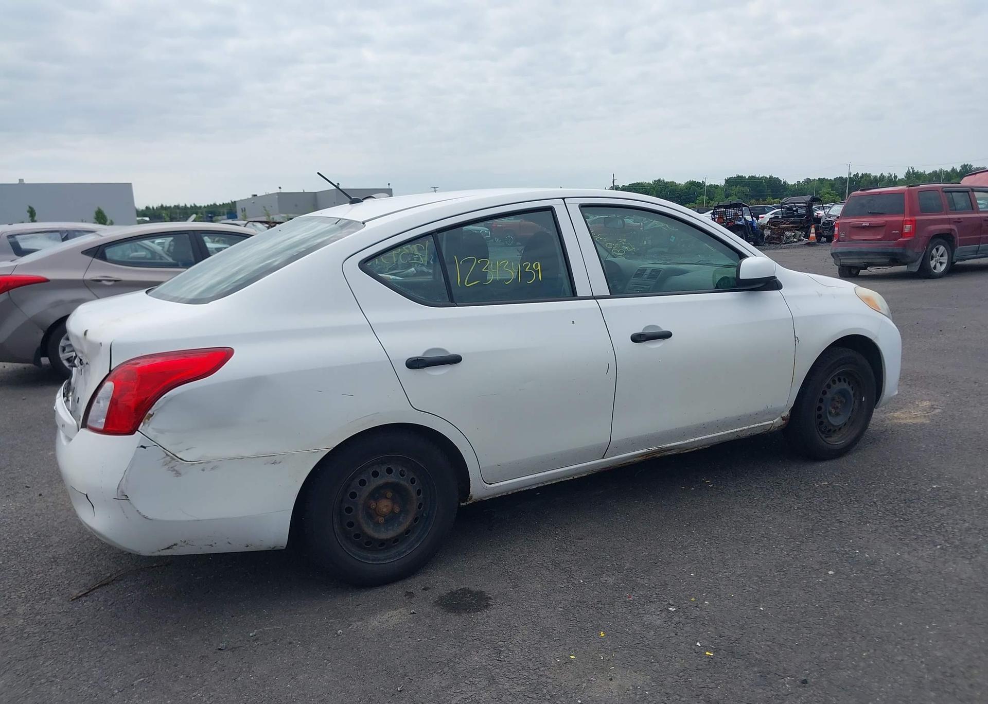 2012 NISSAN VERSA S