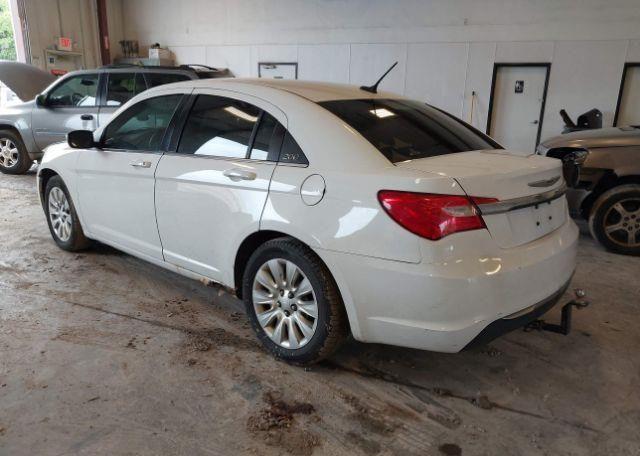 2013 CHRYSLER 200 LX