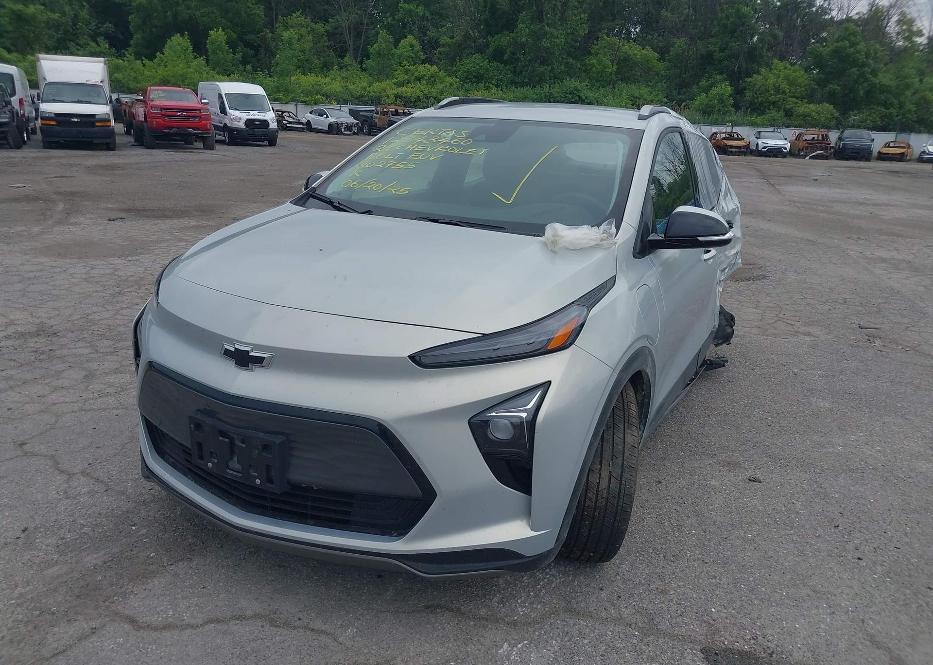 2023 CHEVROLET BOLT EUV LT