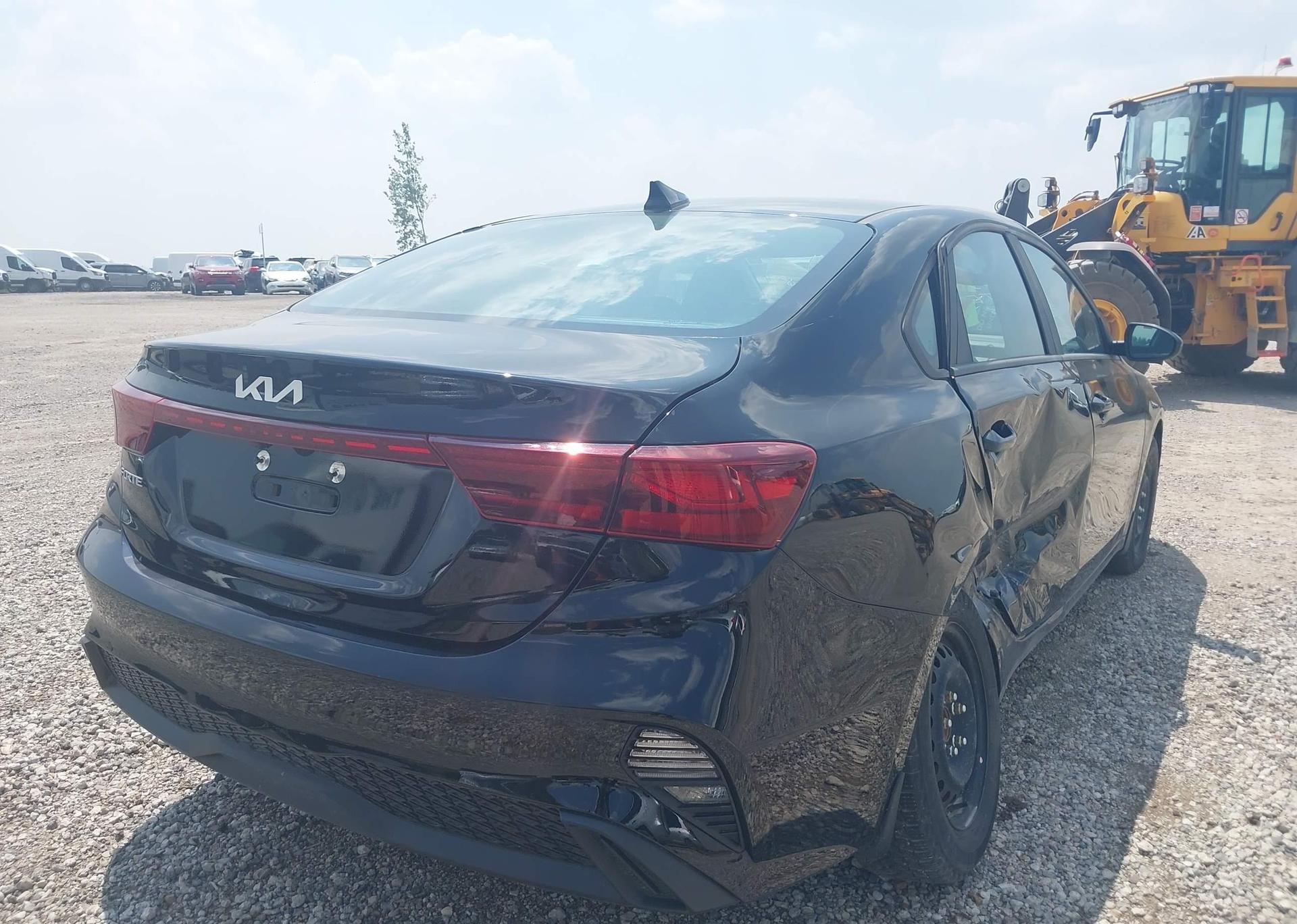 2022 KIA FORTE FE