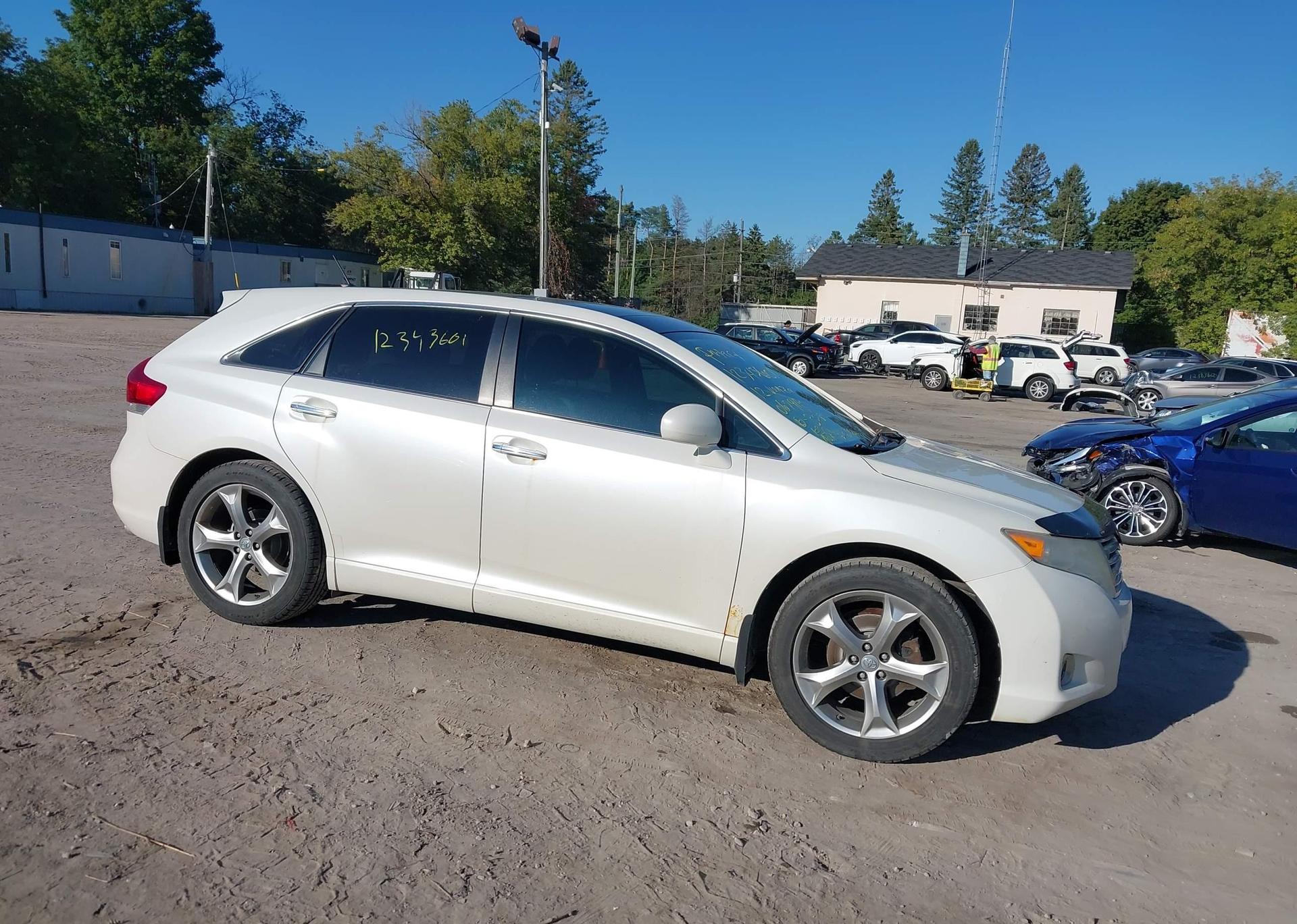 2012 TOYOTA VENZA