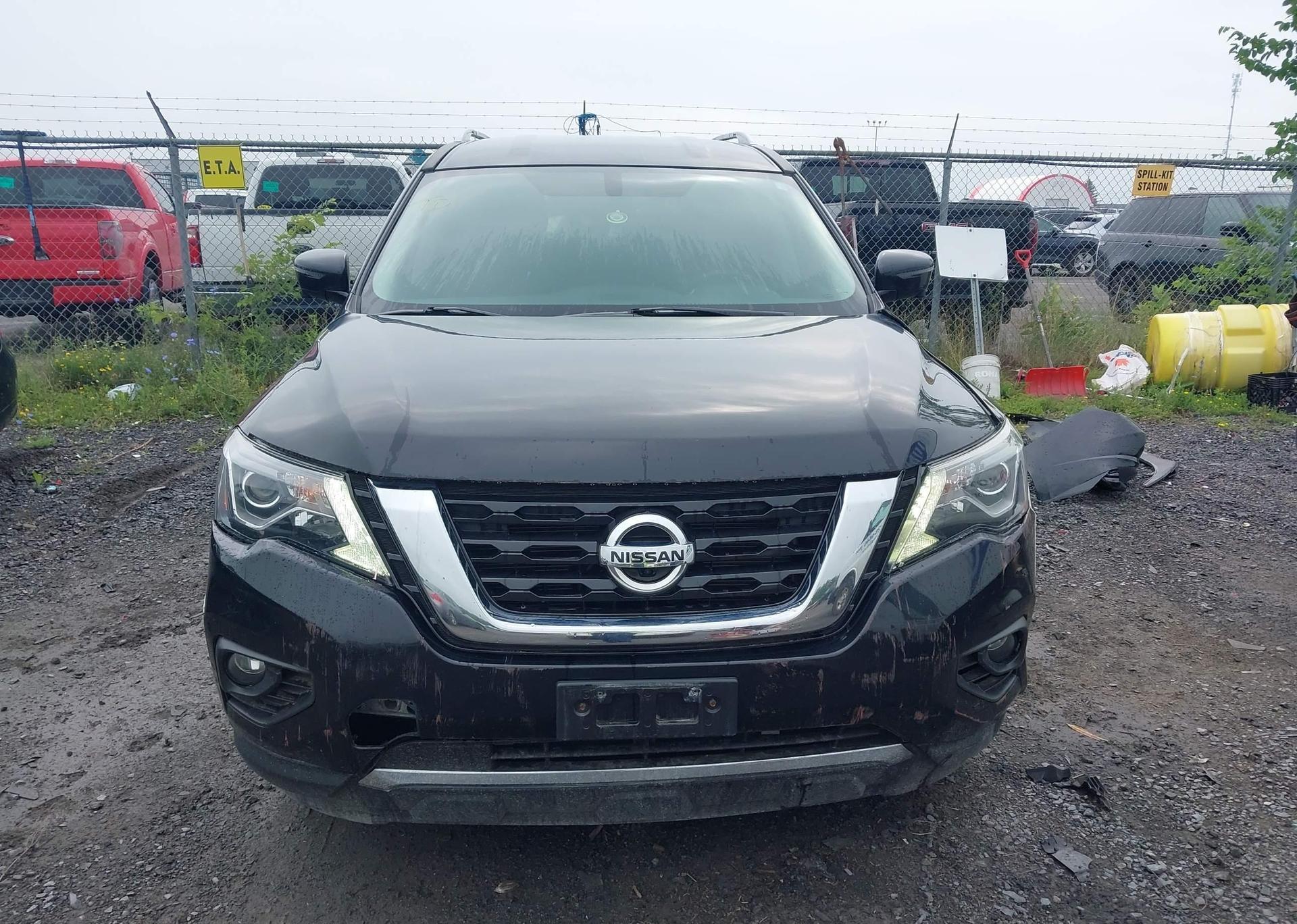 2017 NISSAN PATHFINDER PLATINUM