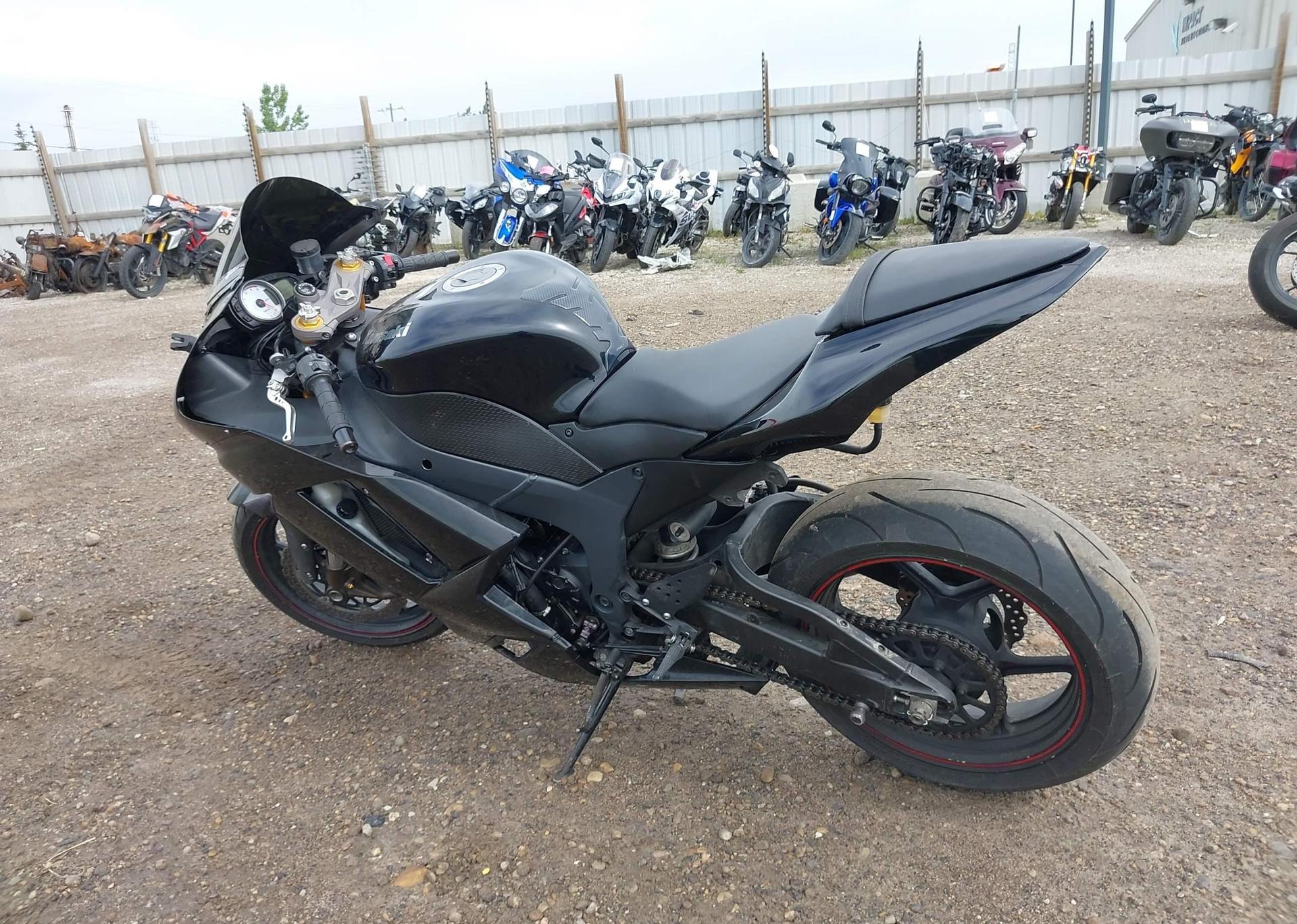 2008 KAWASAKI ZX600 P