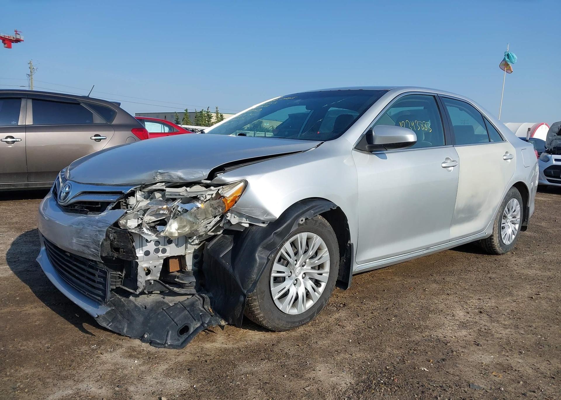 2012 TOYOTA CAMRY LE
