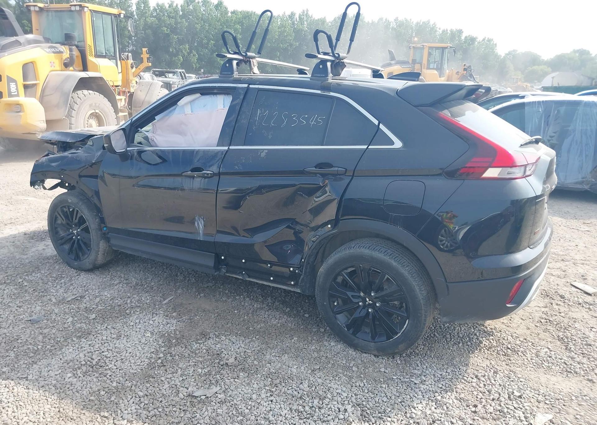 2023 MITSUBISHI ECLIPSE CROSS CARBON EDITION
