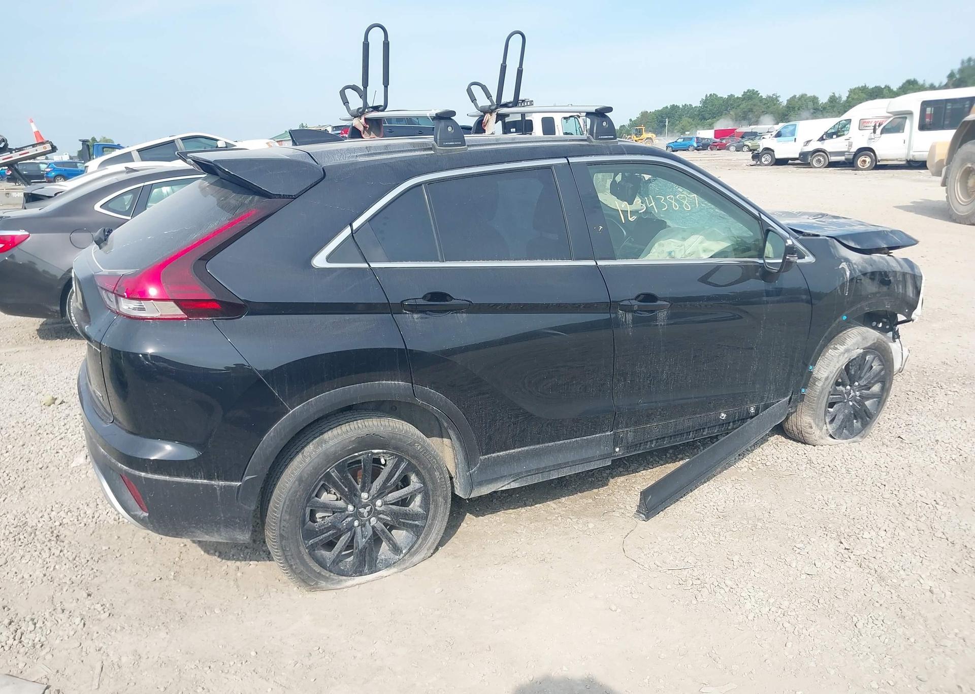 2023 MITSUBISHI ECLIPSE CROSS CARBON EDITION