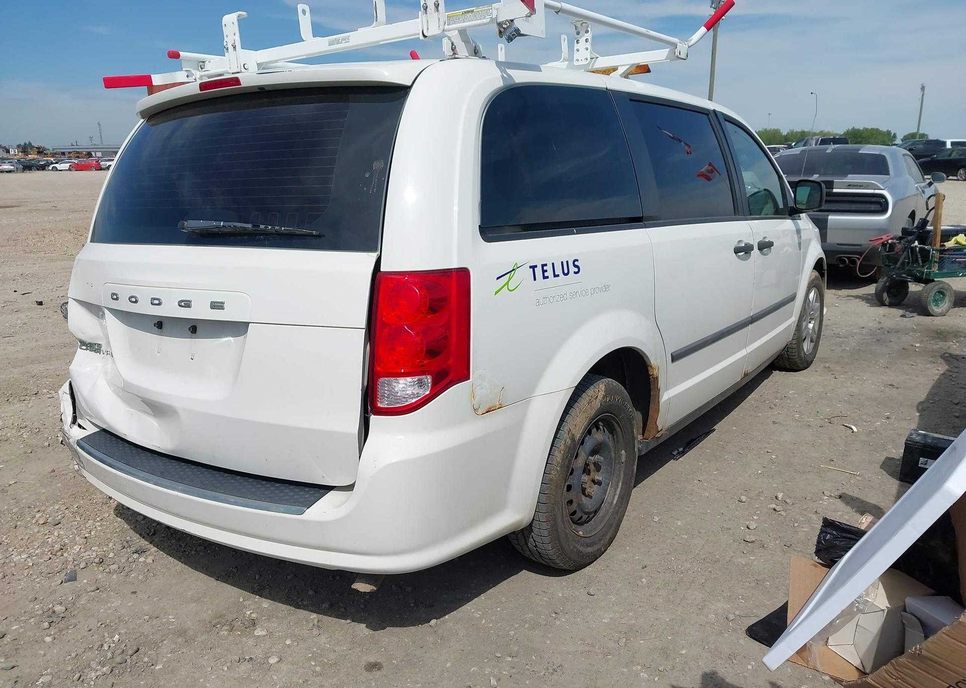 2011 DODGE GRAND CARAVAN SE
