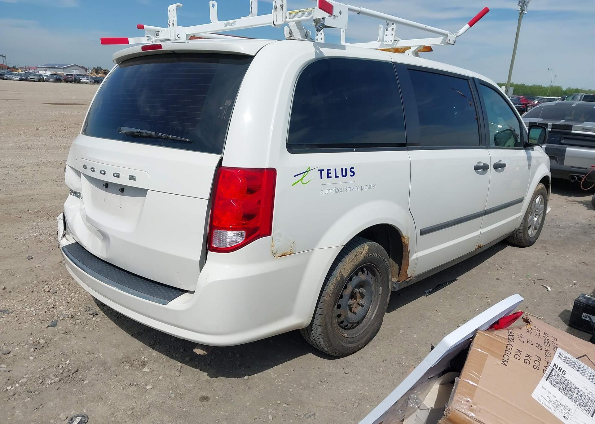 2011 DODGE GRAND CARAVAN SE