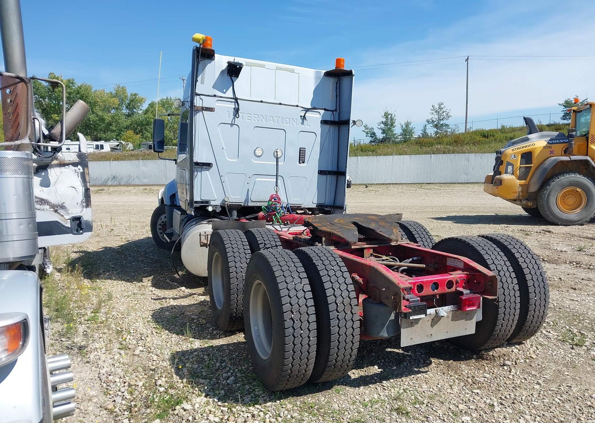 2014 INTERNATIONAL ProStar