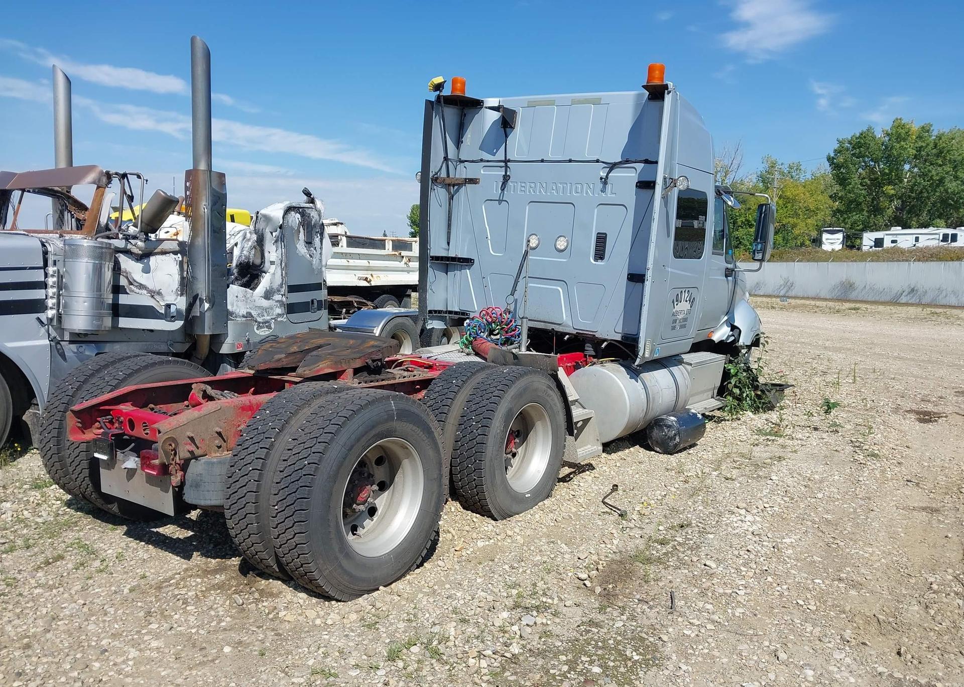 2014 INTERNATIONAL ProStar