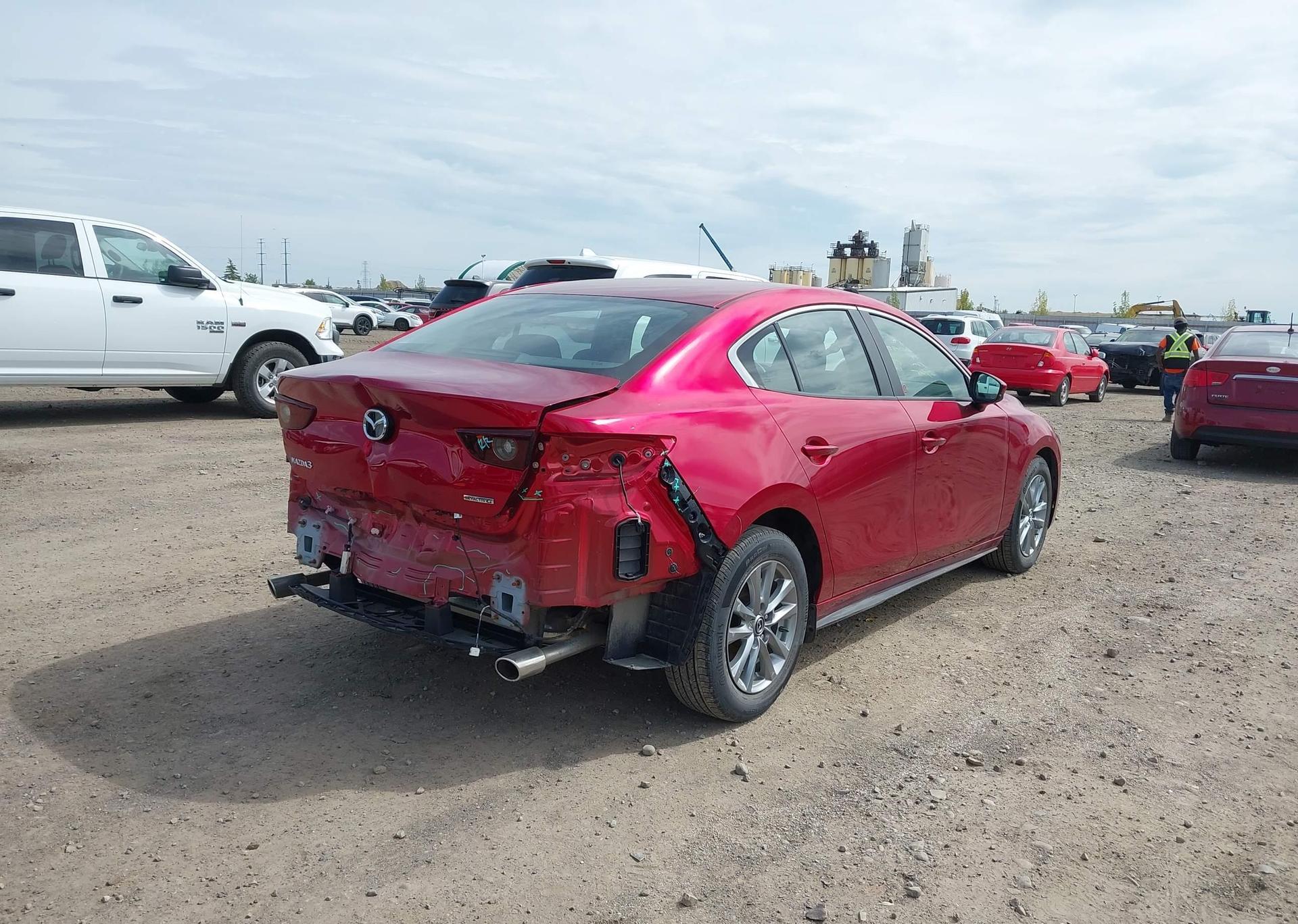2023 MAZDA MAZDA3 GX