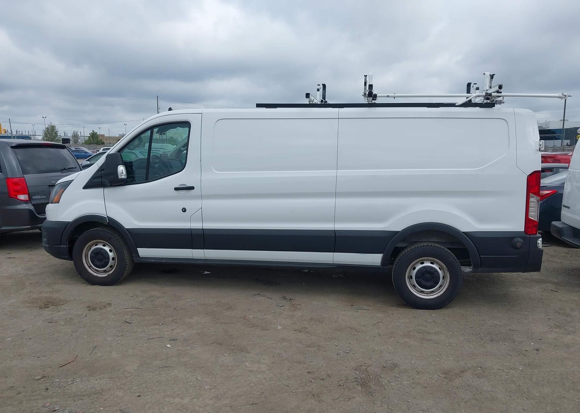 2021 FORD transit t-250
