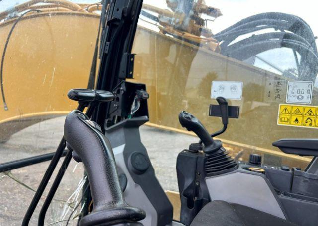 2021 CATERPILLAR m325cl