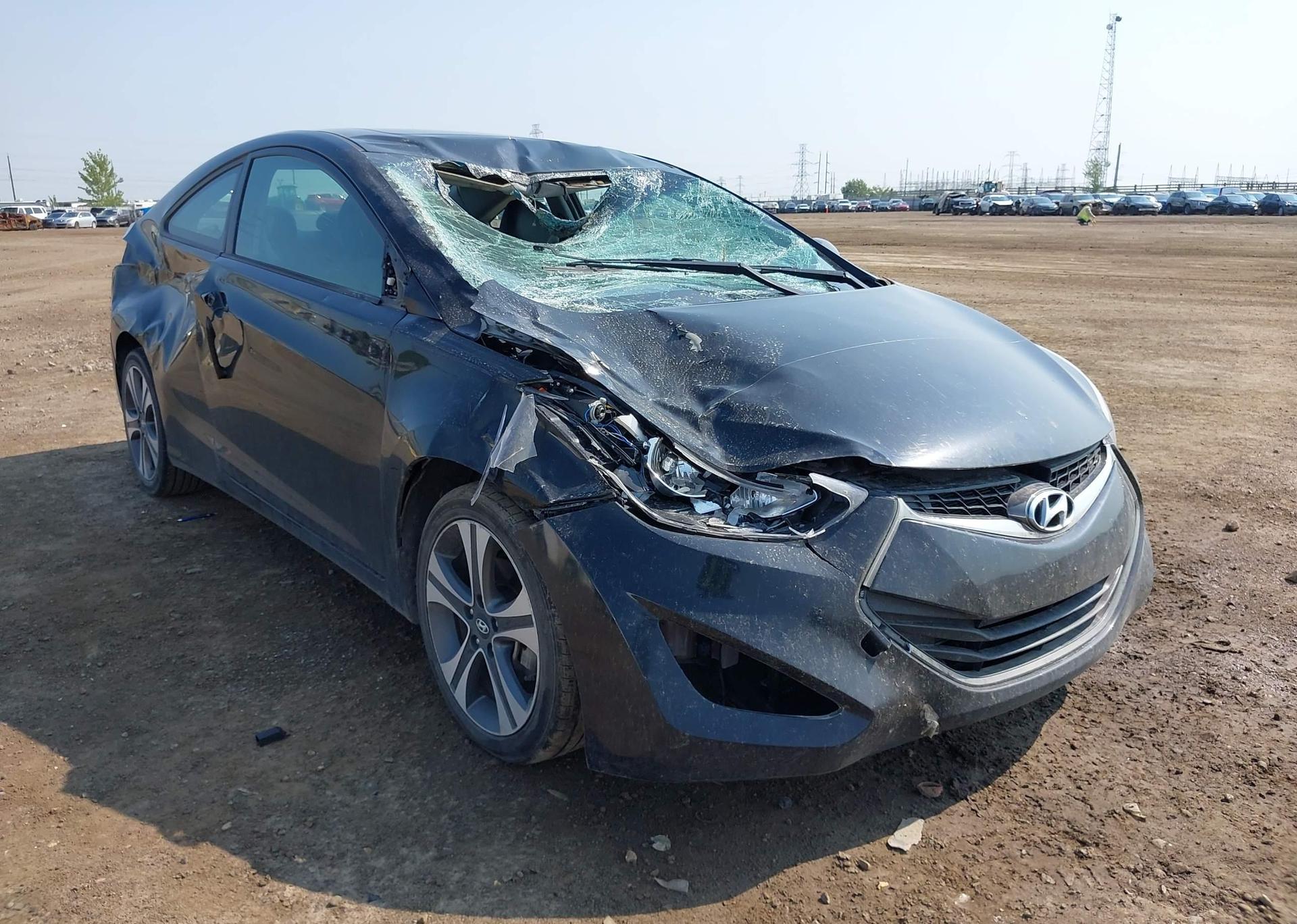 2013 HYUNDAI elantra se