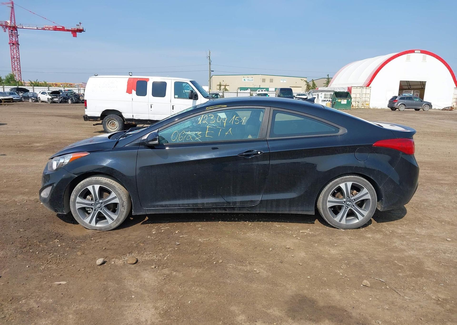 2013 HYUNDAI elantra se