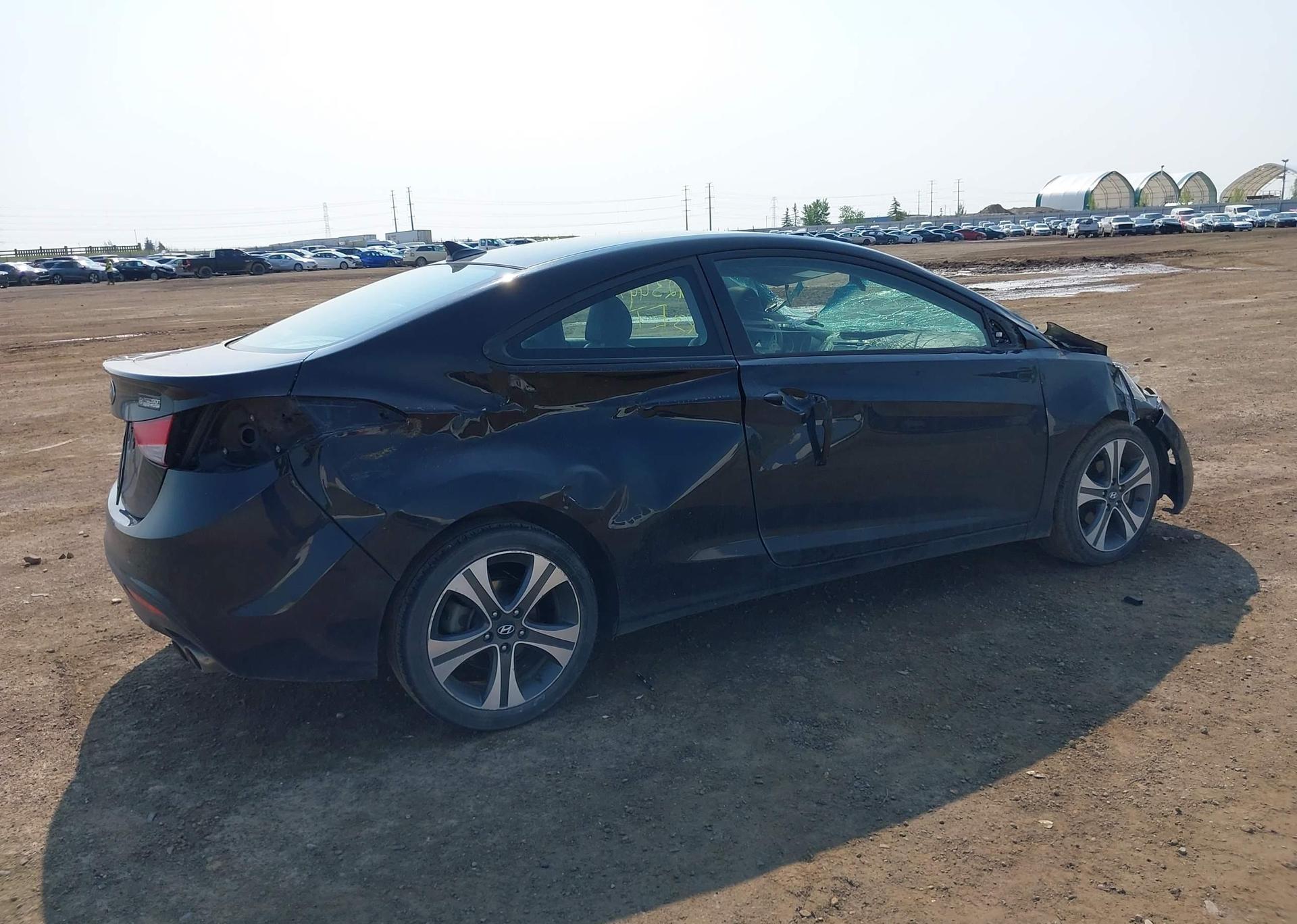 2013 HYUNDAI elantra se