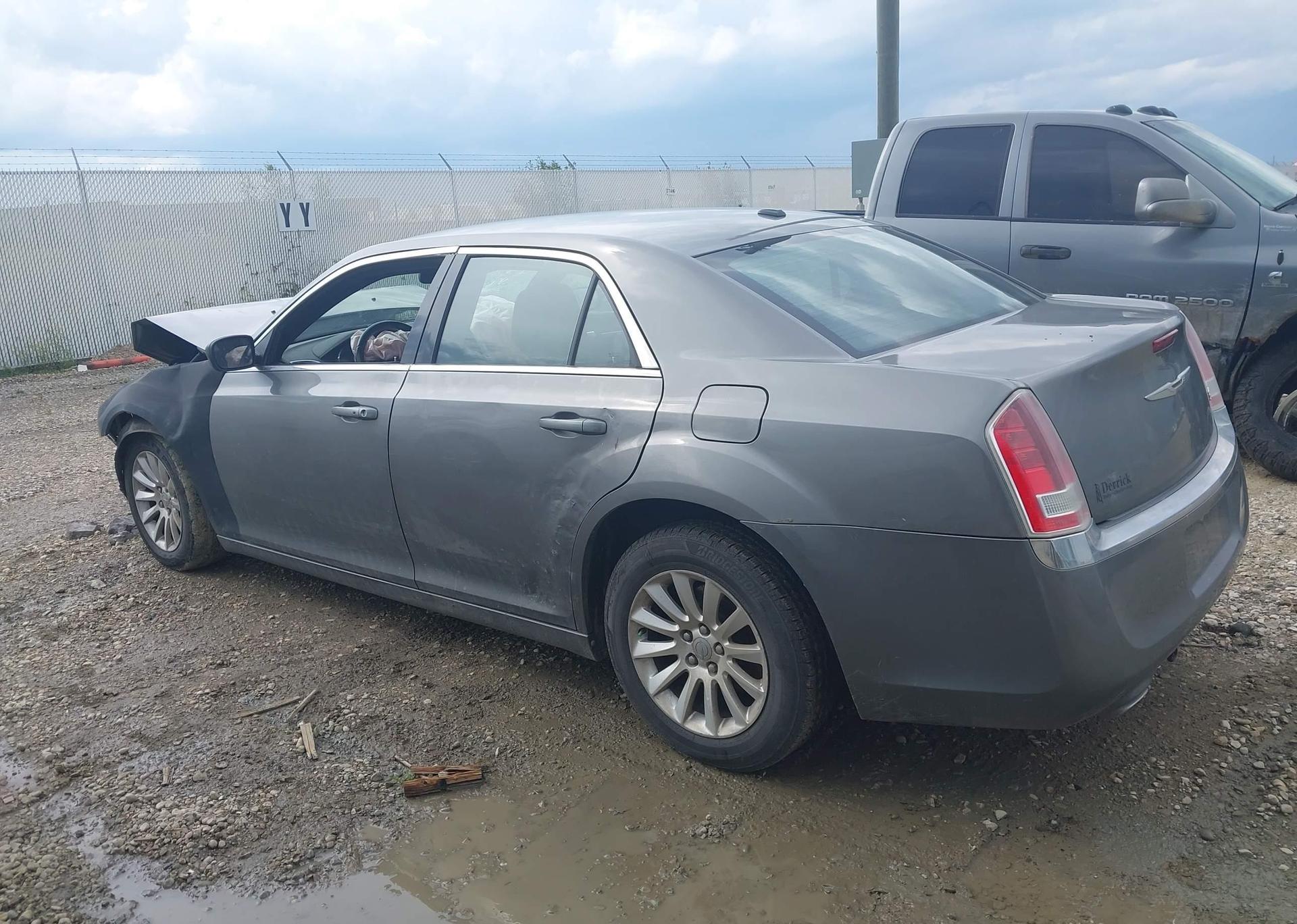 2012 CHRYSLER 300 TOURING