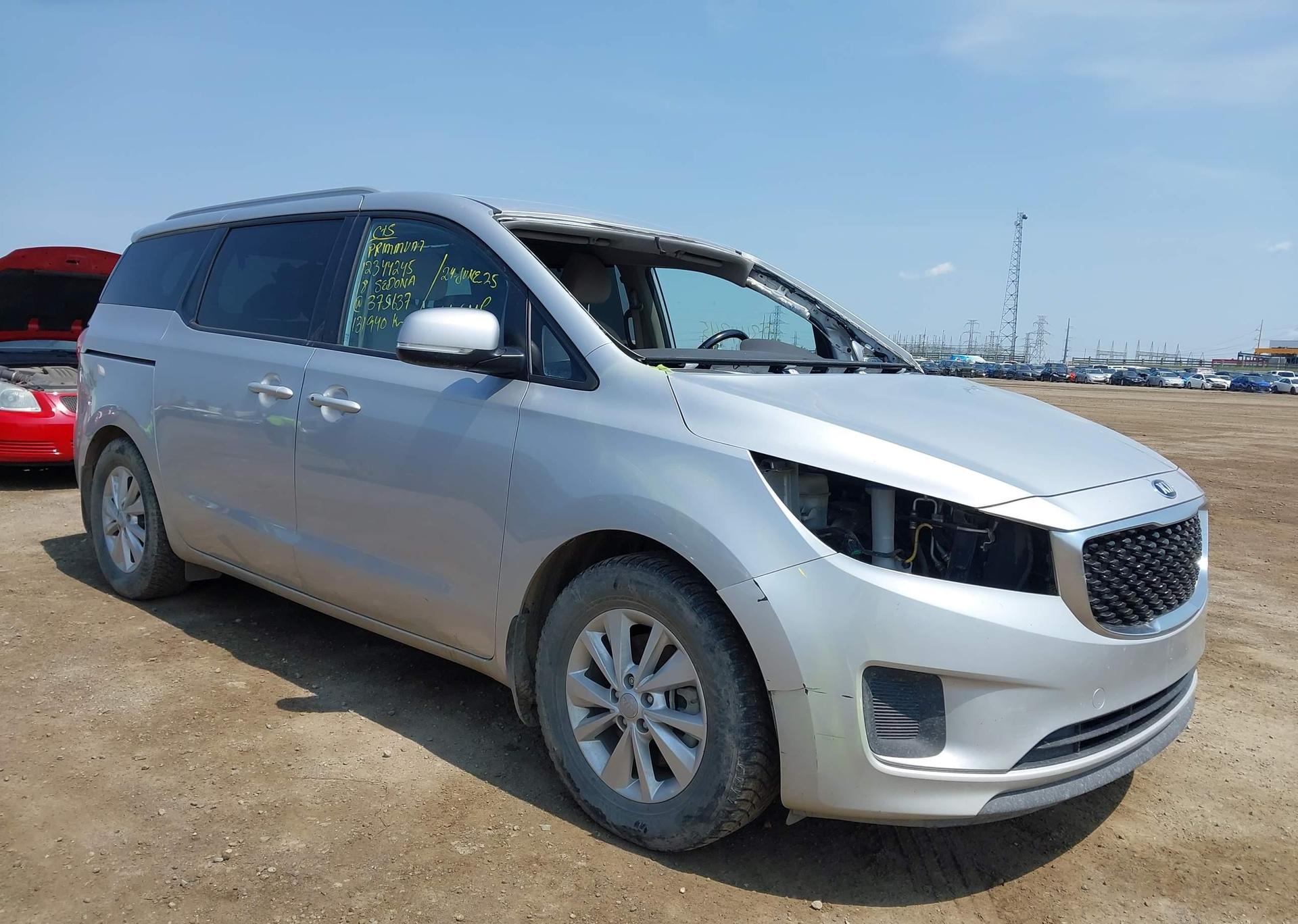 2018 KIA SEDONA LX