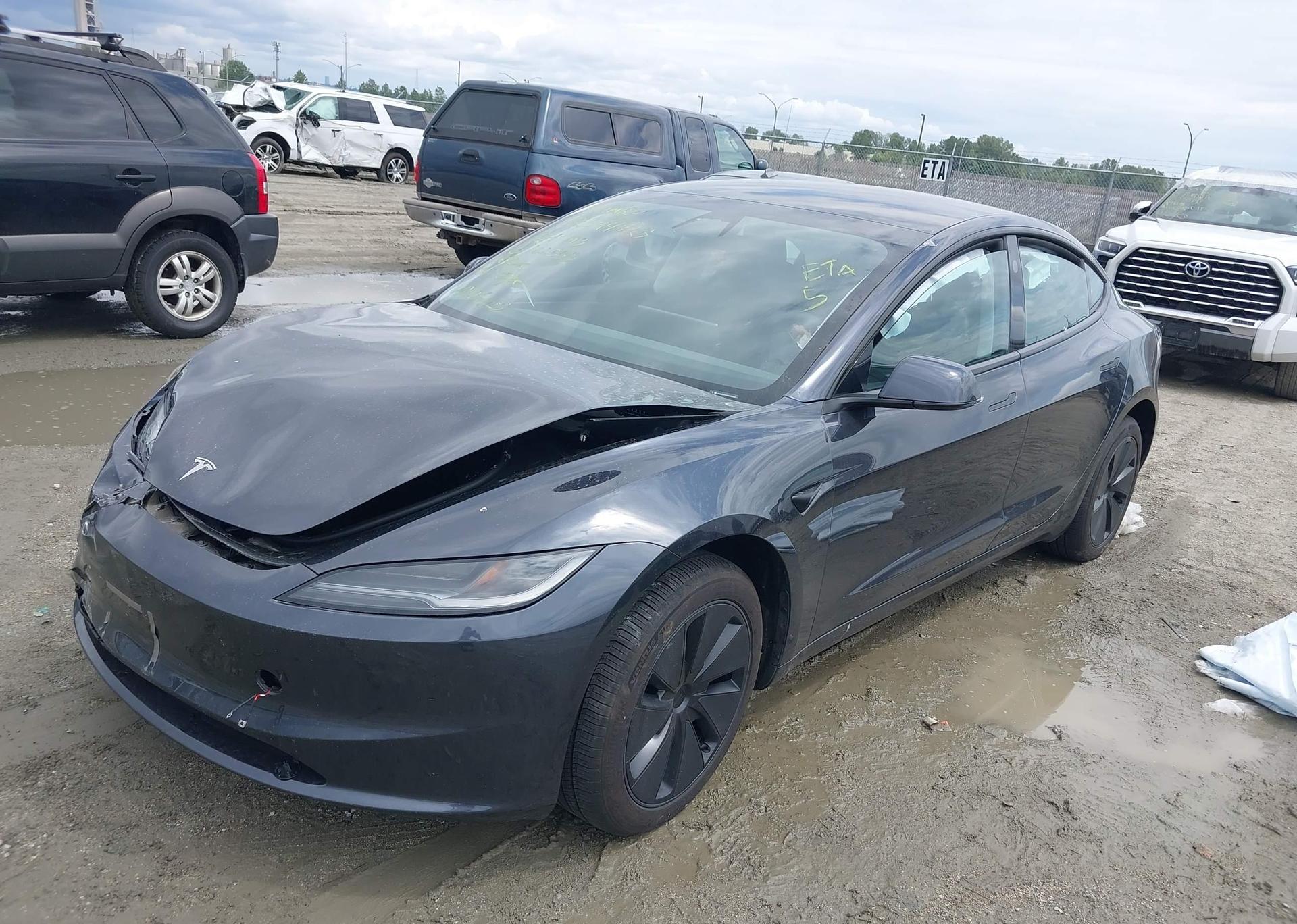 2024 TESLA MODEL 3
