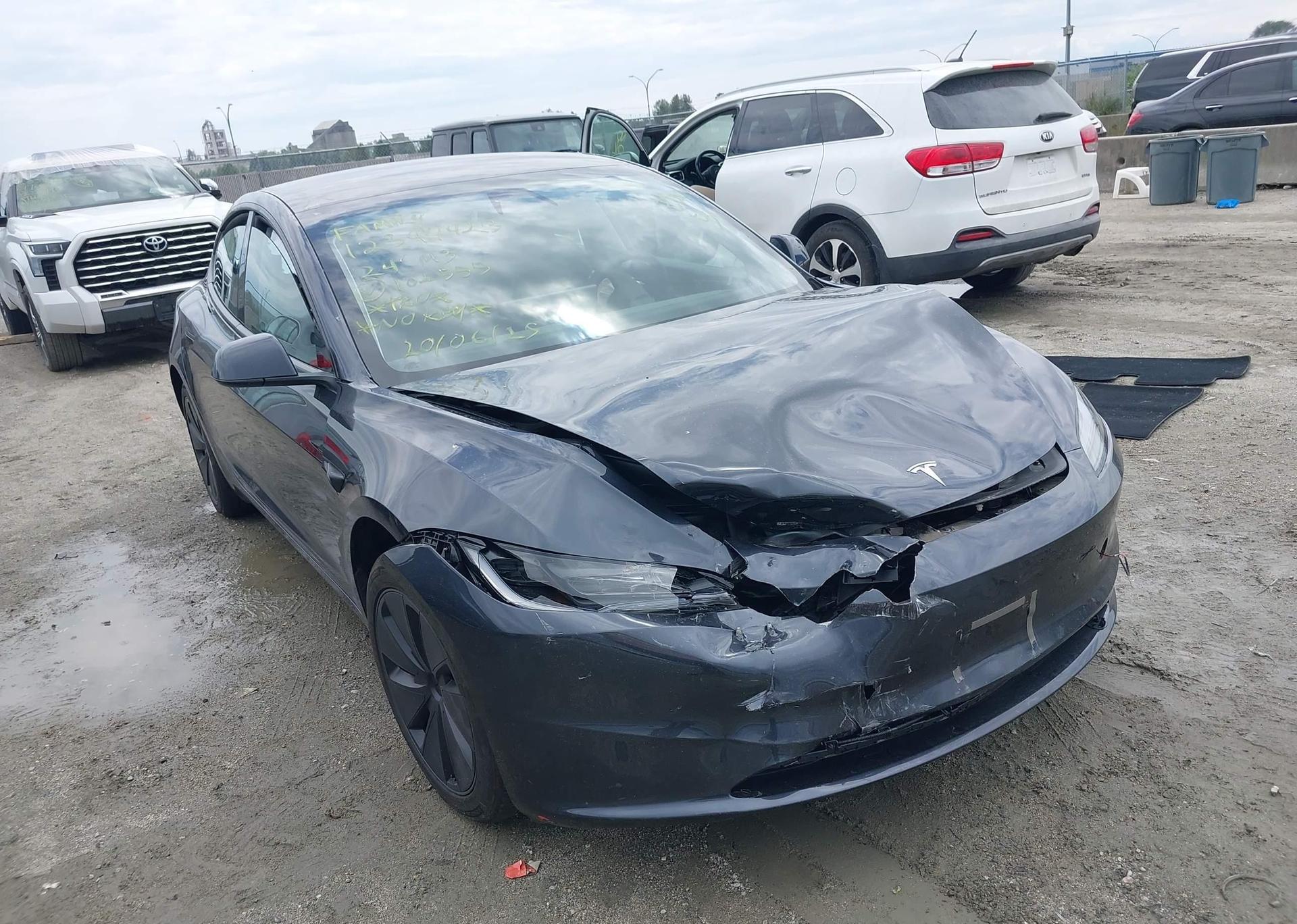 2024 TESLA MODEL 3