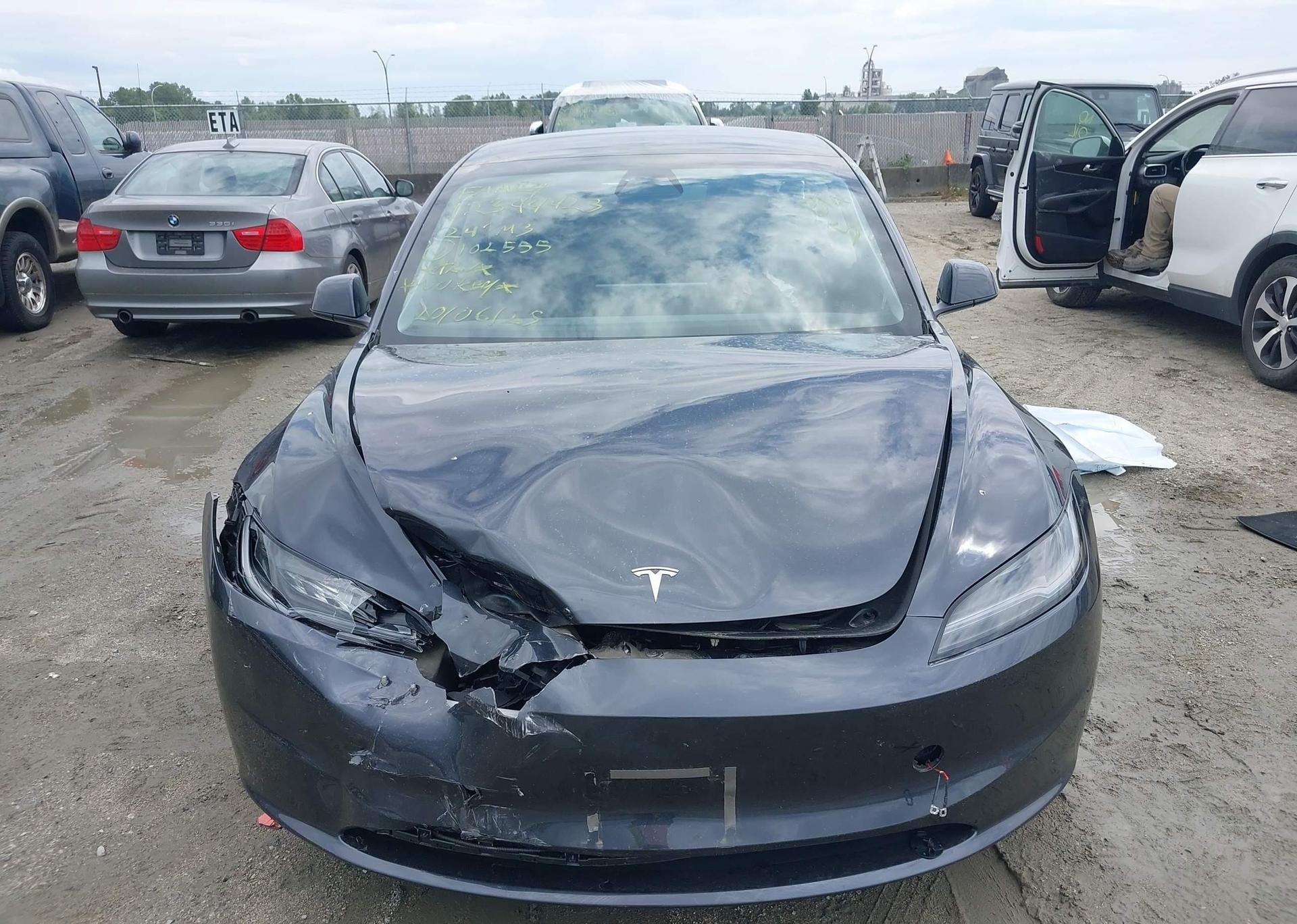 2024 TESLA MODEL 3