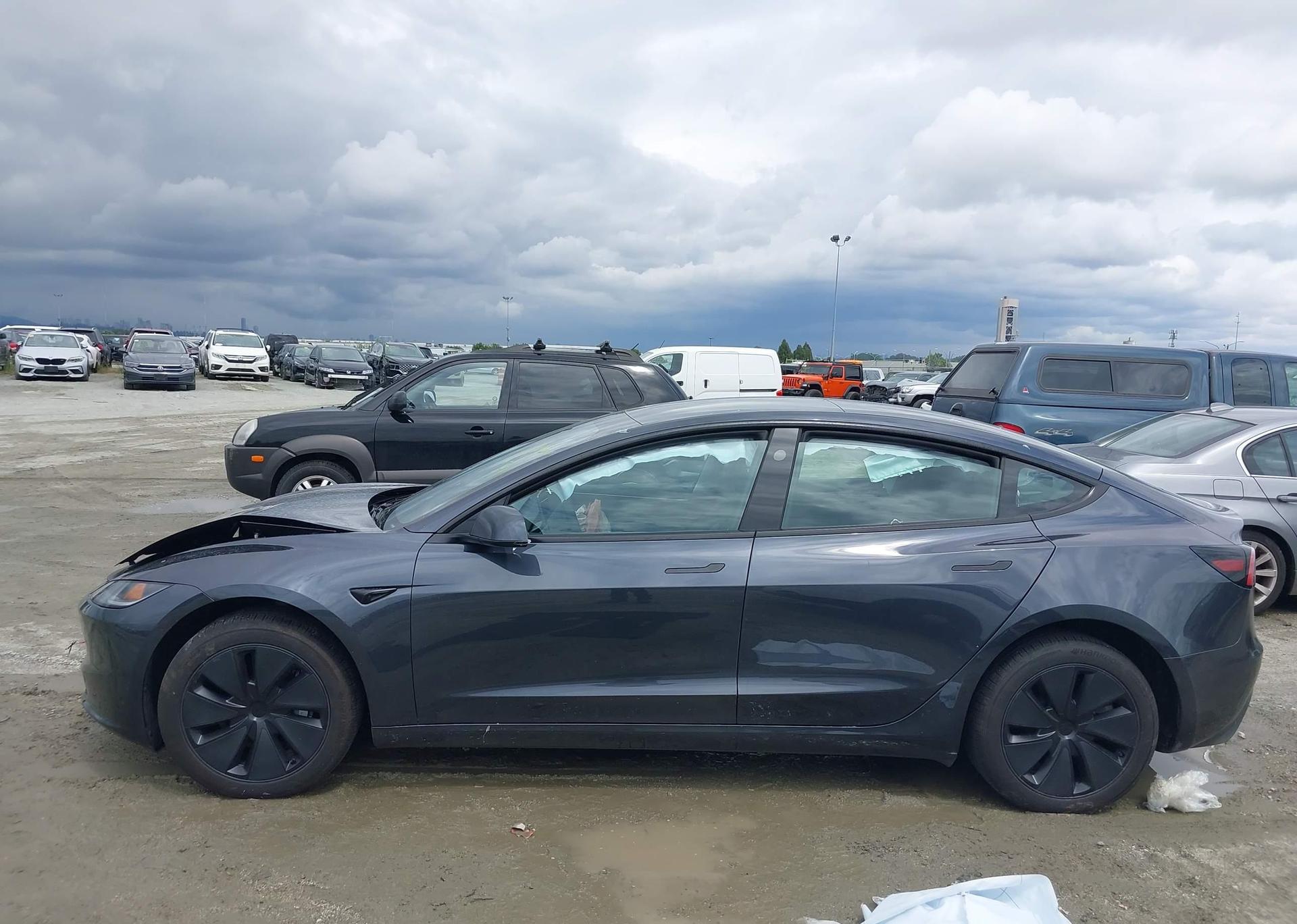 2024 TESLA MODEL 3