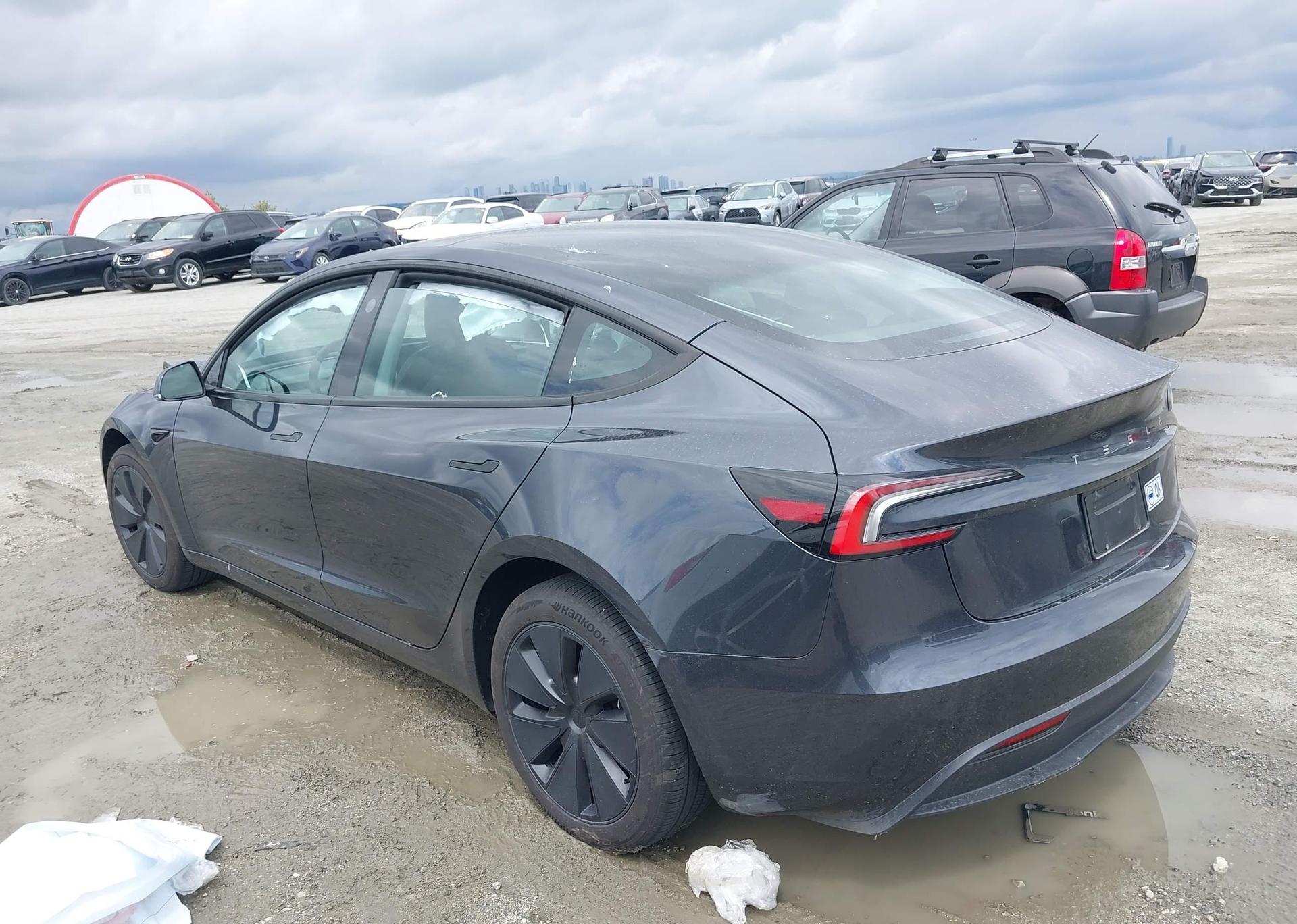 2024 TESLA MODEL 3