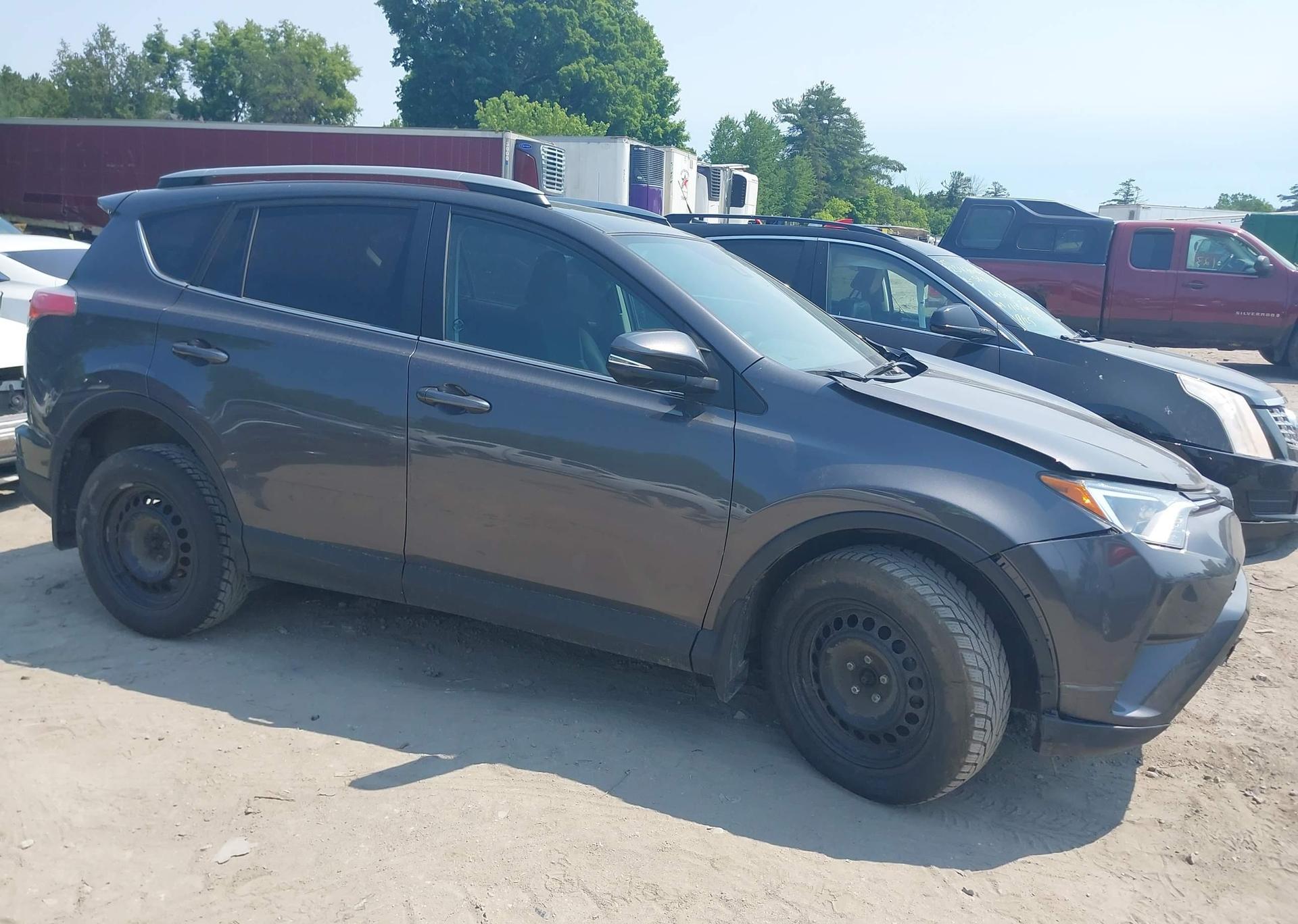 2018 TOYOTA RAV4 LE