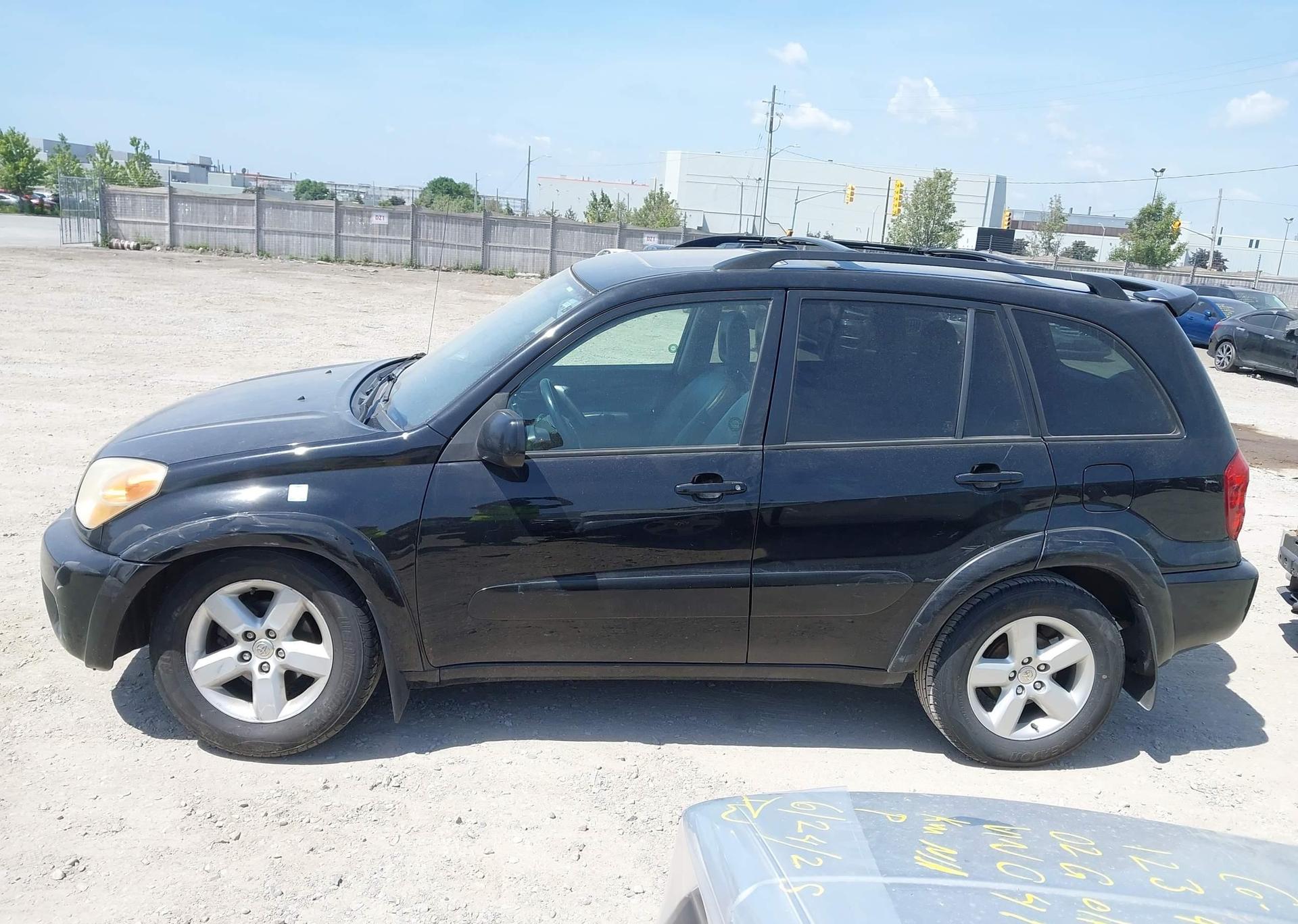 2004 TOYOTA RAV4
