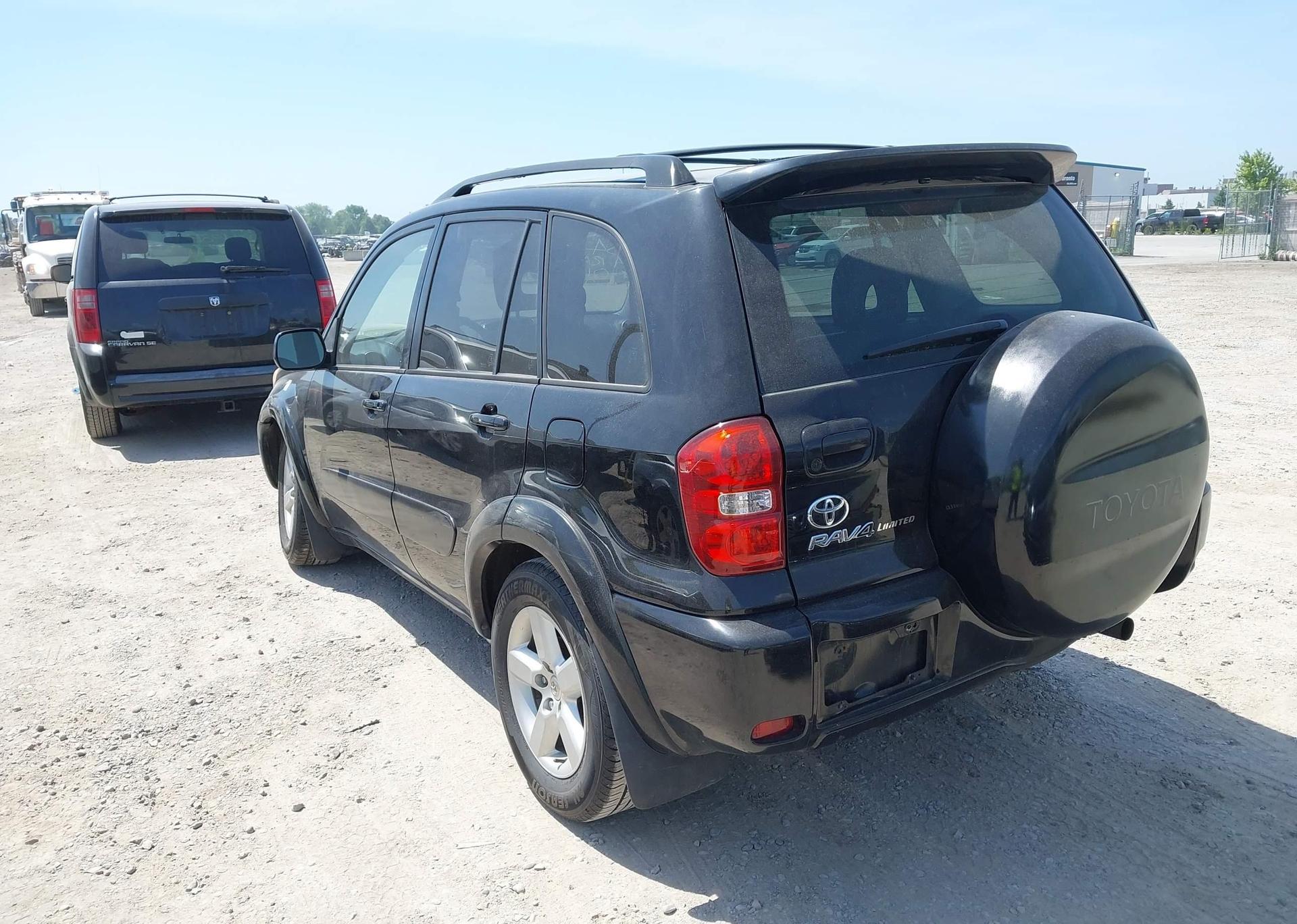 2004 TOYOTA RAV4