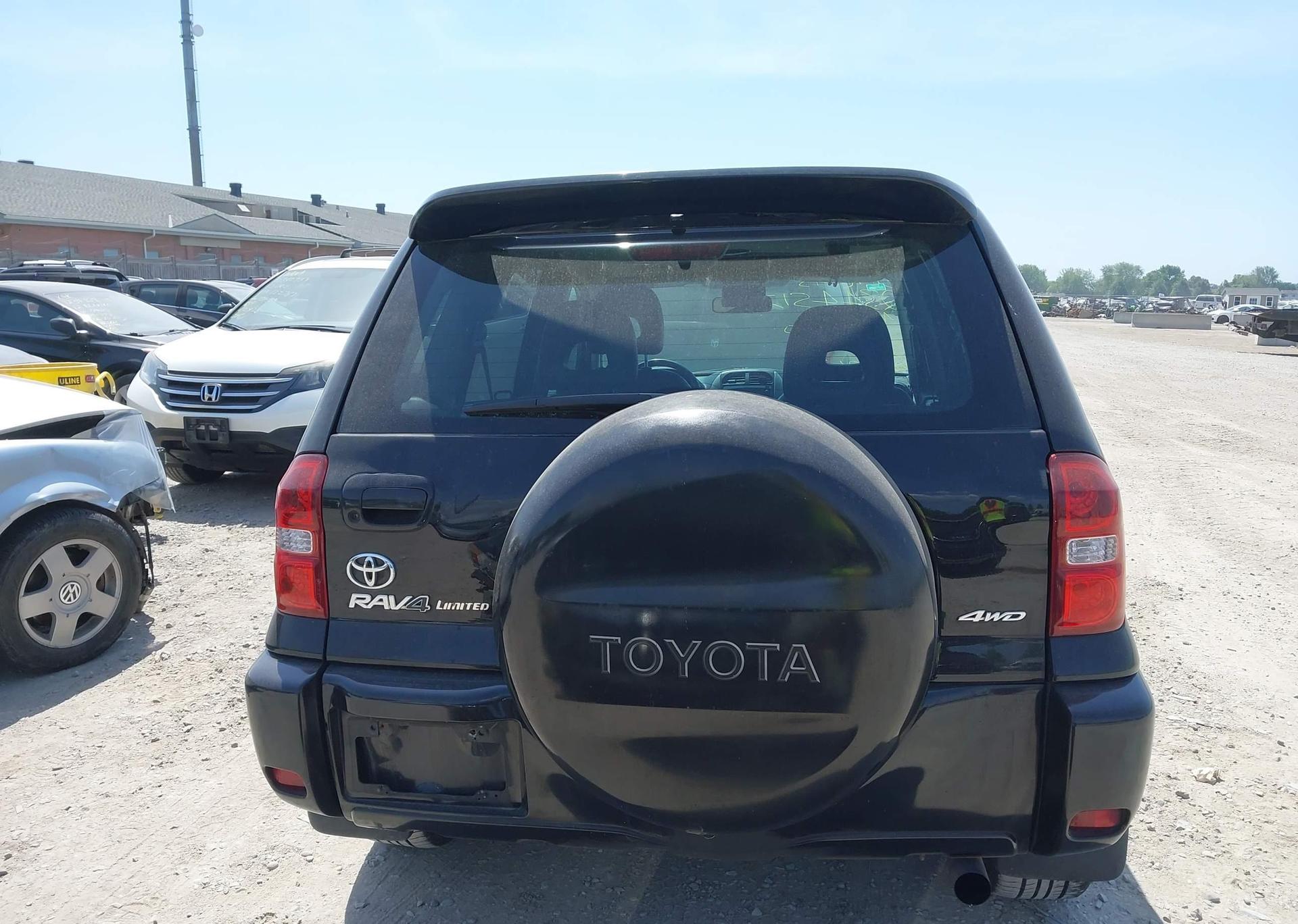 2004 TOYOTA RAV4