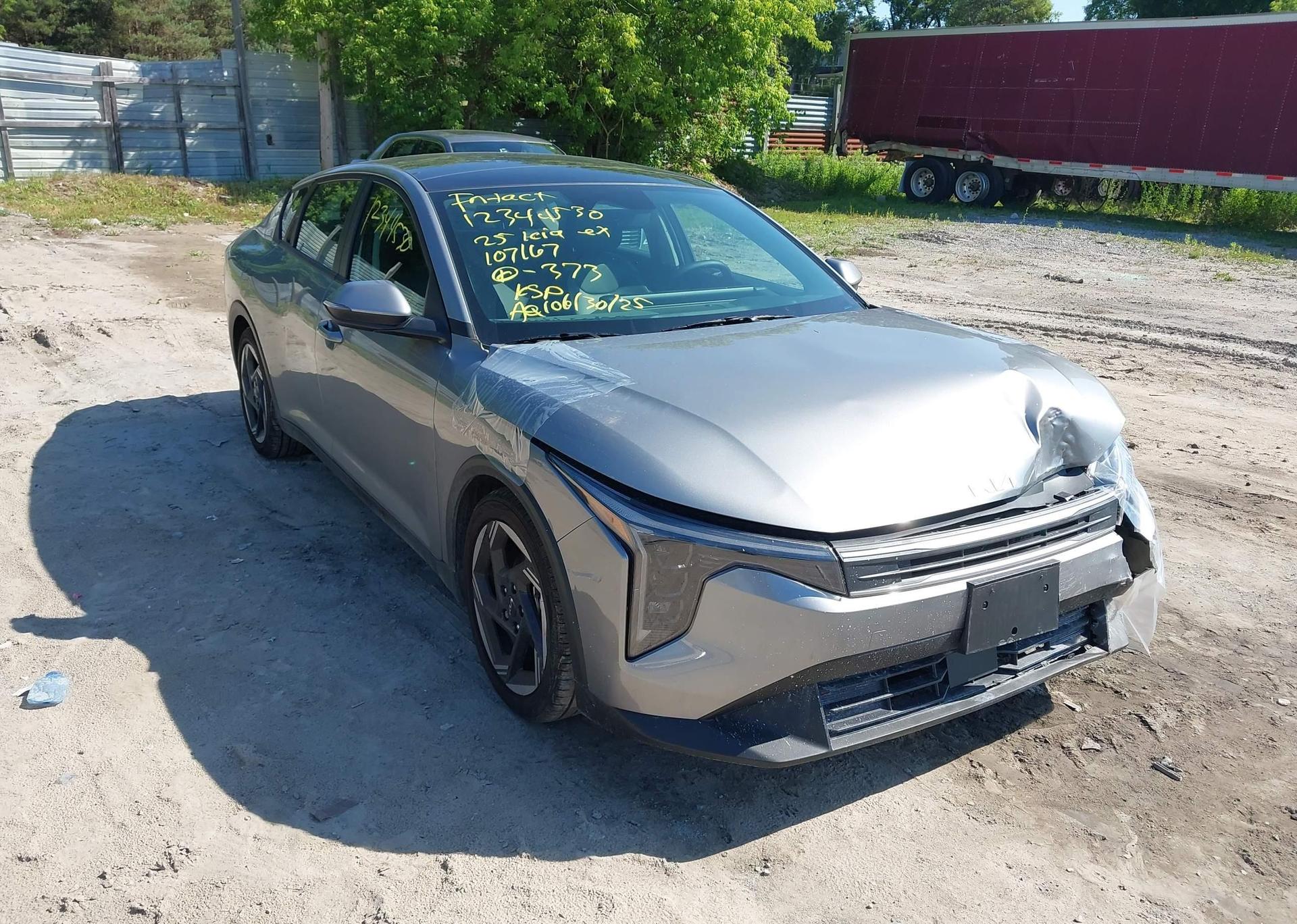 2025 KIA K4 EX