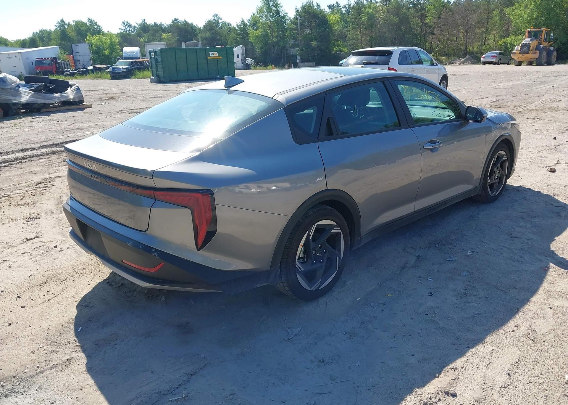 2025 KIA K4 EX