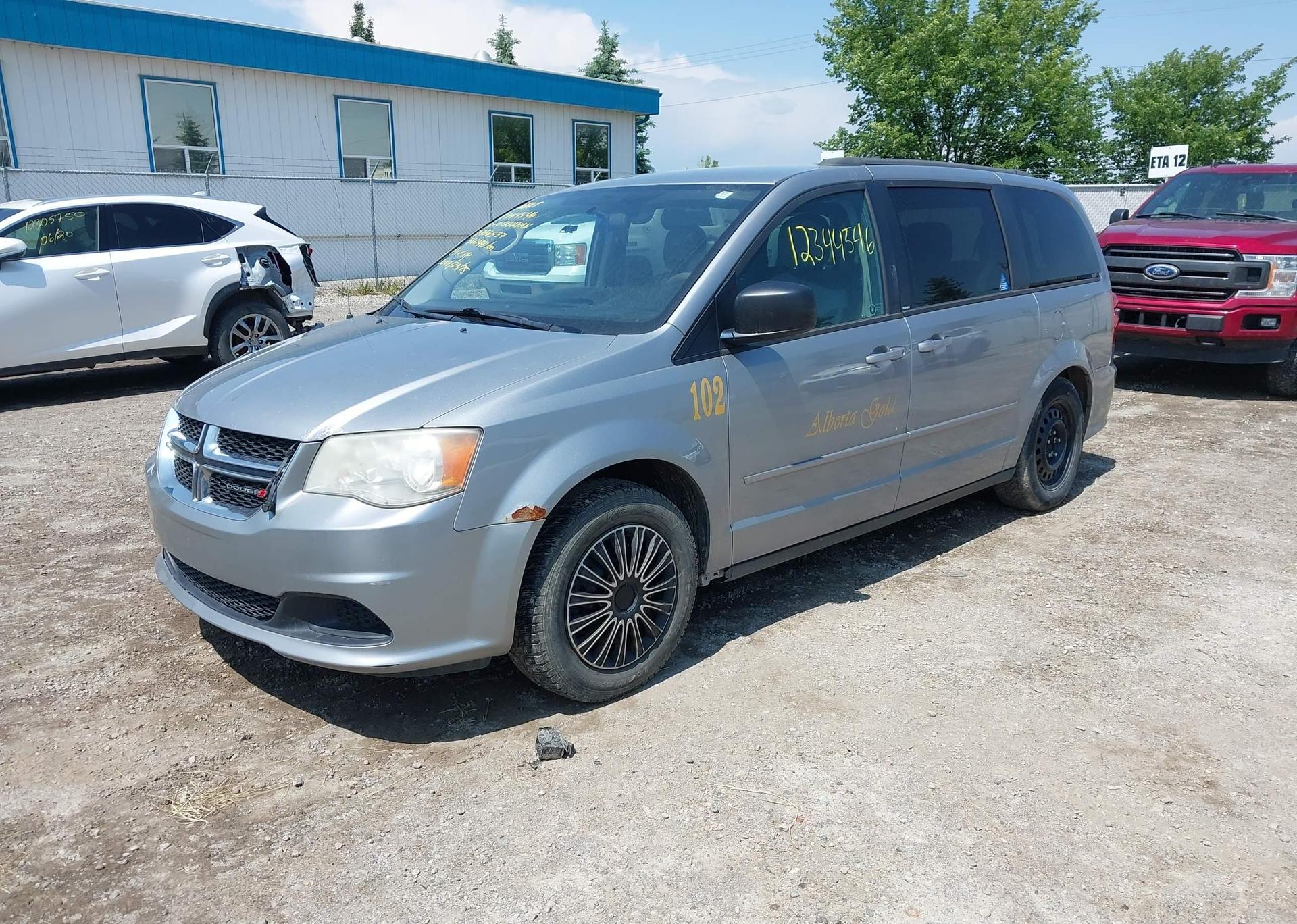 2013 DODGE GRAND CARAVAN SE