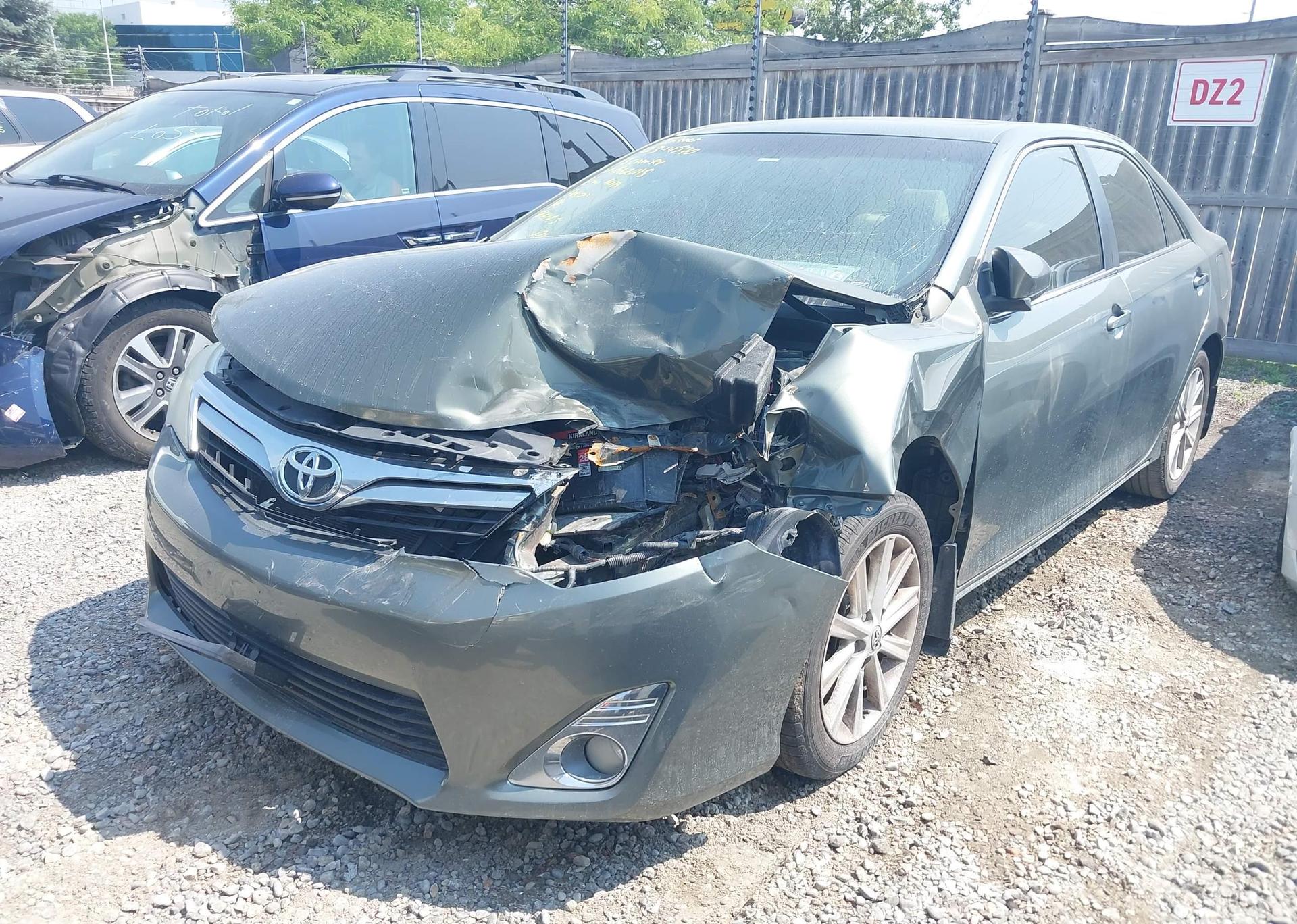 2013 TOYOTA CAMRY